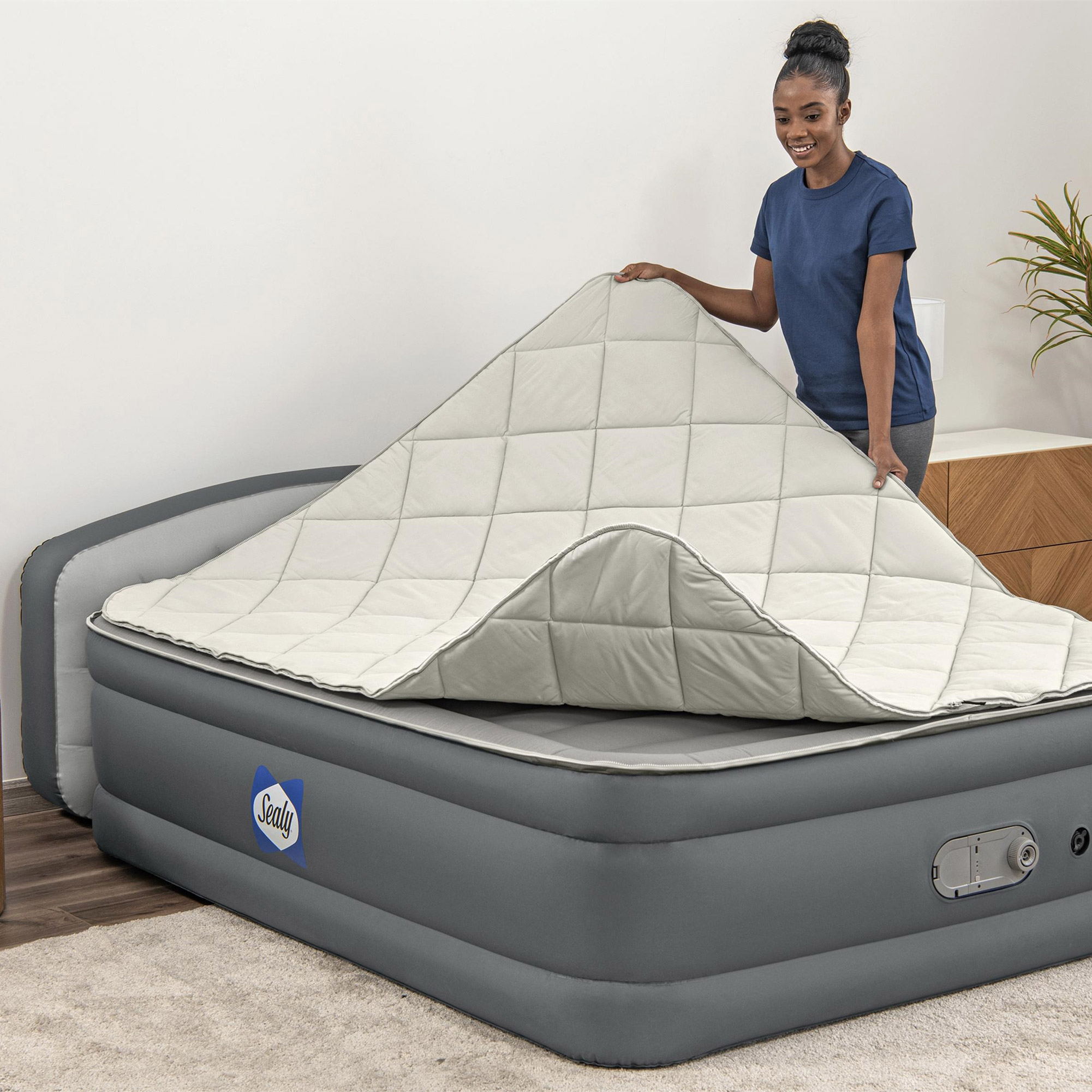 Photo 1 of SEALY AlwayzAire Tough Guard Quilted Topper Air Mattress, Queen

