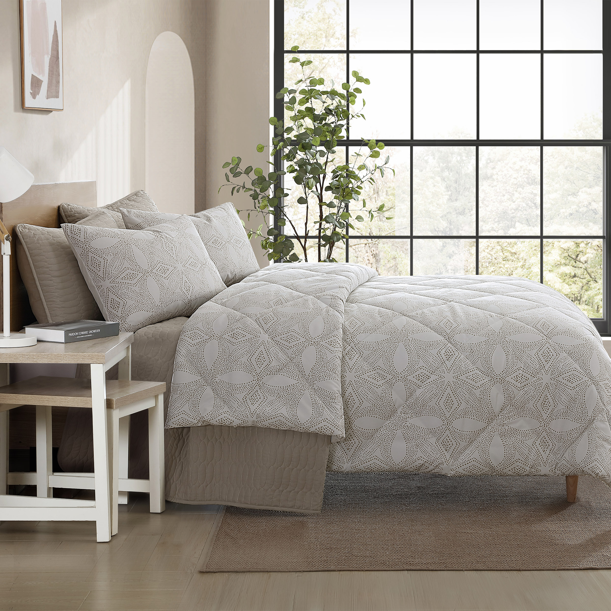 Enlarge Product Preview 3