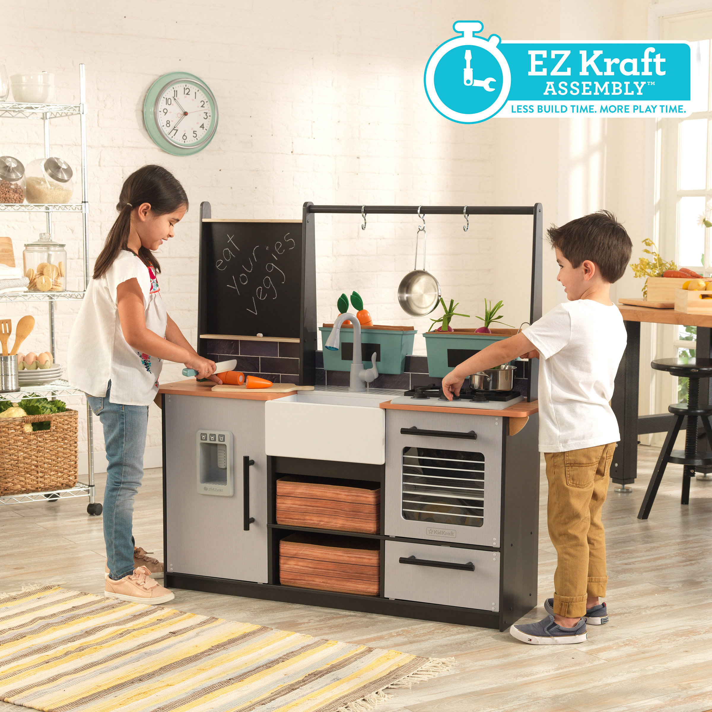Farm to Table Play Kitchen with EZ Kraft Assembly
