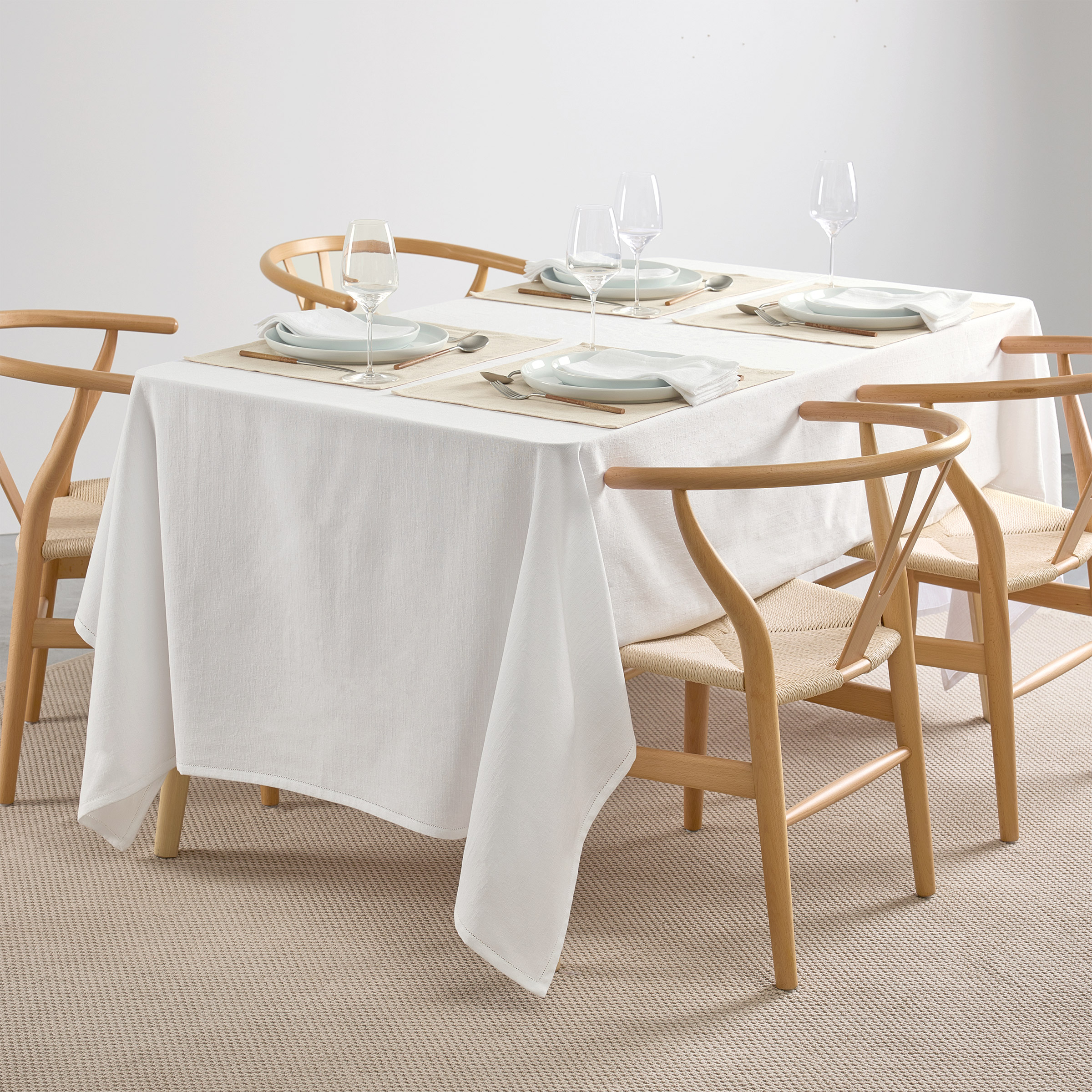 House & Home by Lynda Reeves European Collection - Cotton Linen Tablecloth