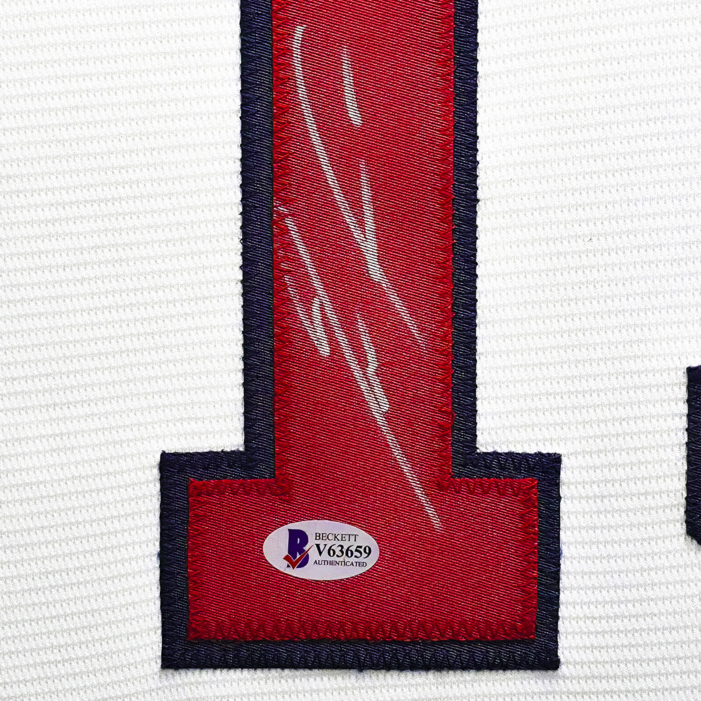 Enlarge Product Preview 3 Successfully Enriched by automation Job.