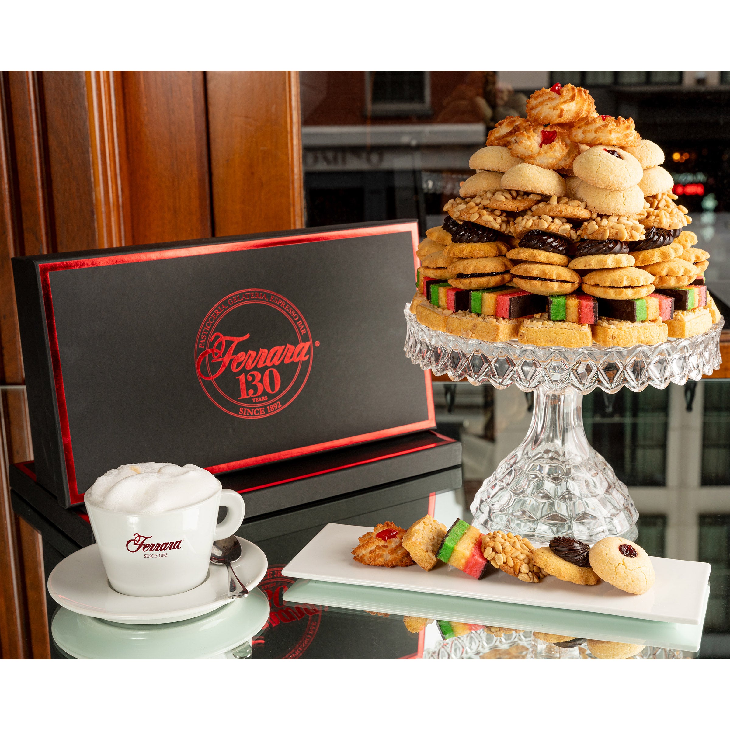 On the Grid : Ferrara Bakery \u0026 Cafe, image size:2400x2400