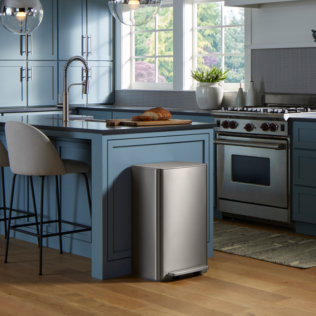 Enlarge Product Preview 2 Successfully Enriched by automation Job.