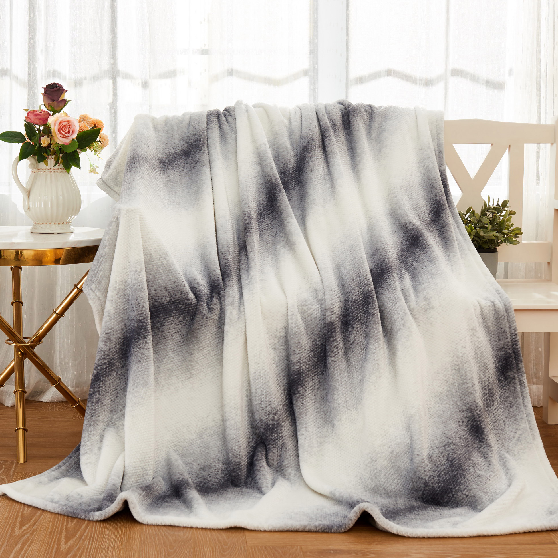 Enlarge Product Preview 3