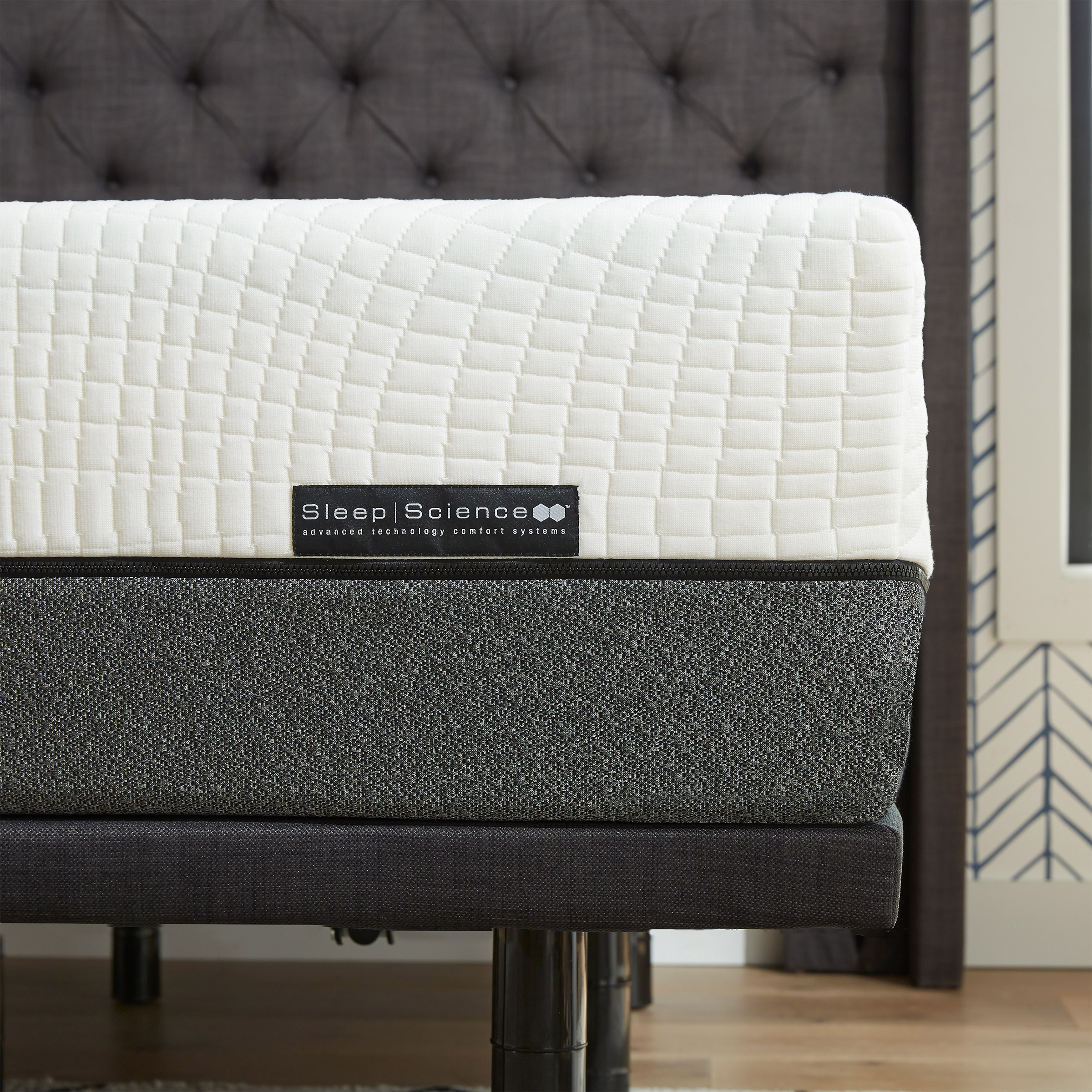 Enlarge Product Preview 2