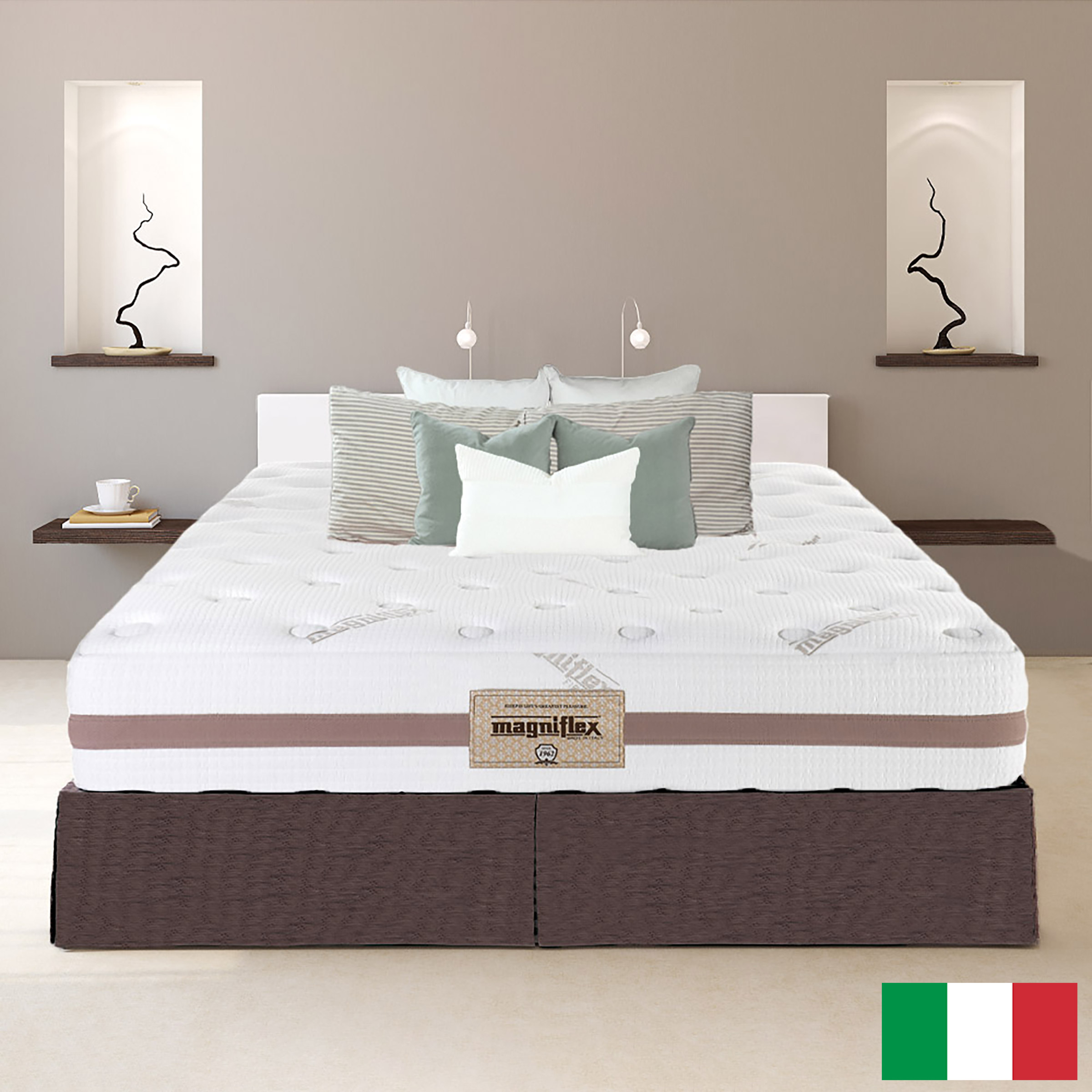 Magniflex Terra Deluxe Dual 30 cm (12 in.) Memory Foam Queen Mattress 