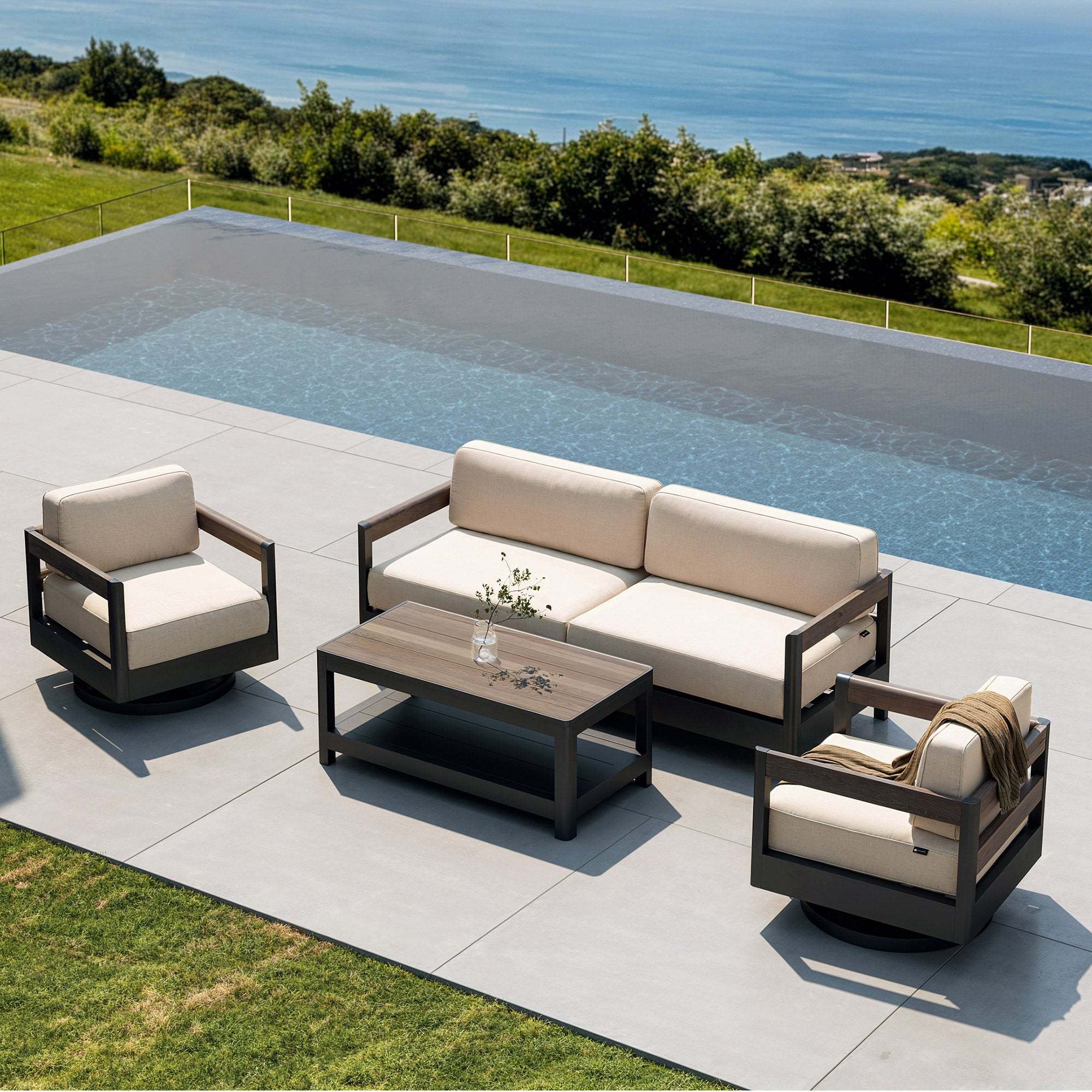 Mirador Prado 4-piece Outdoor Patio Seating Set | Costco