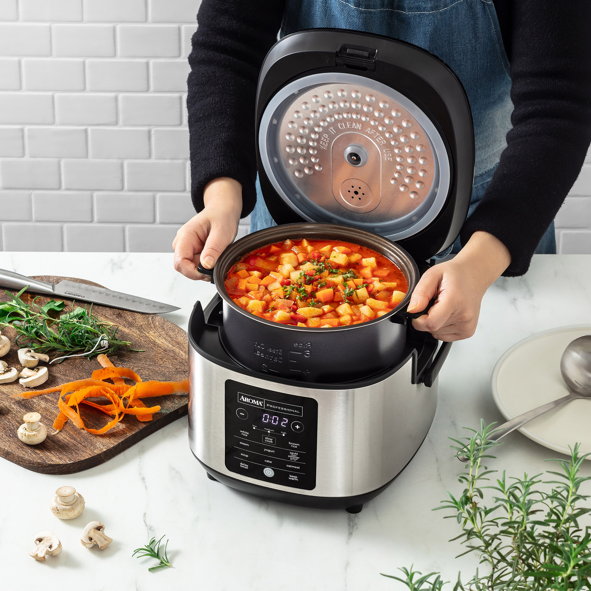 AROMA Professional 20-Cup Cooked Rice Cooker and Slow Cooker | Costco