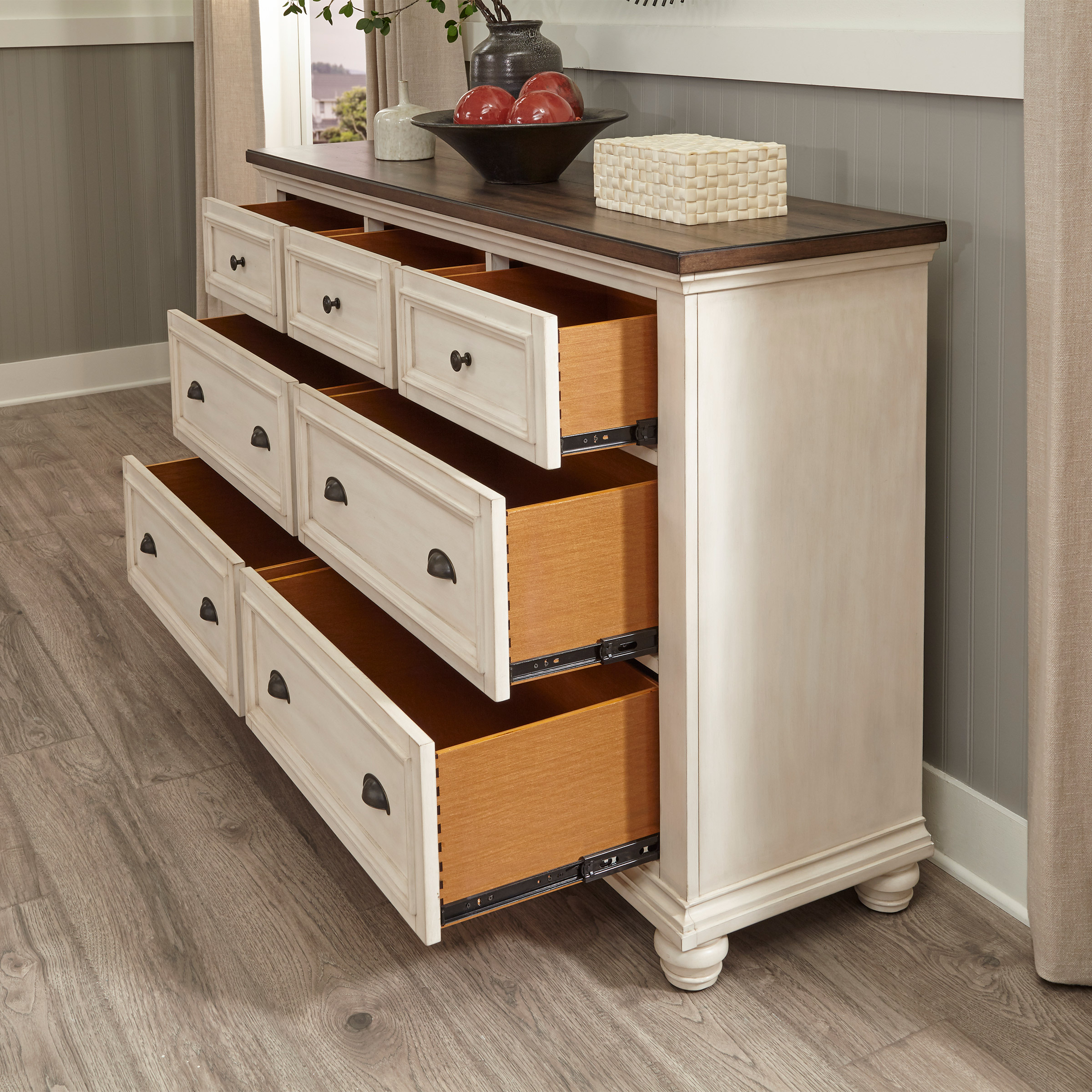 Enlarge Product Preview 3