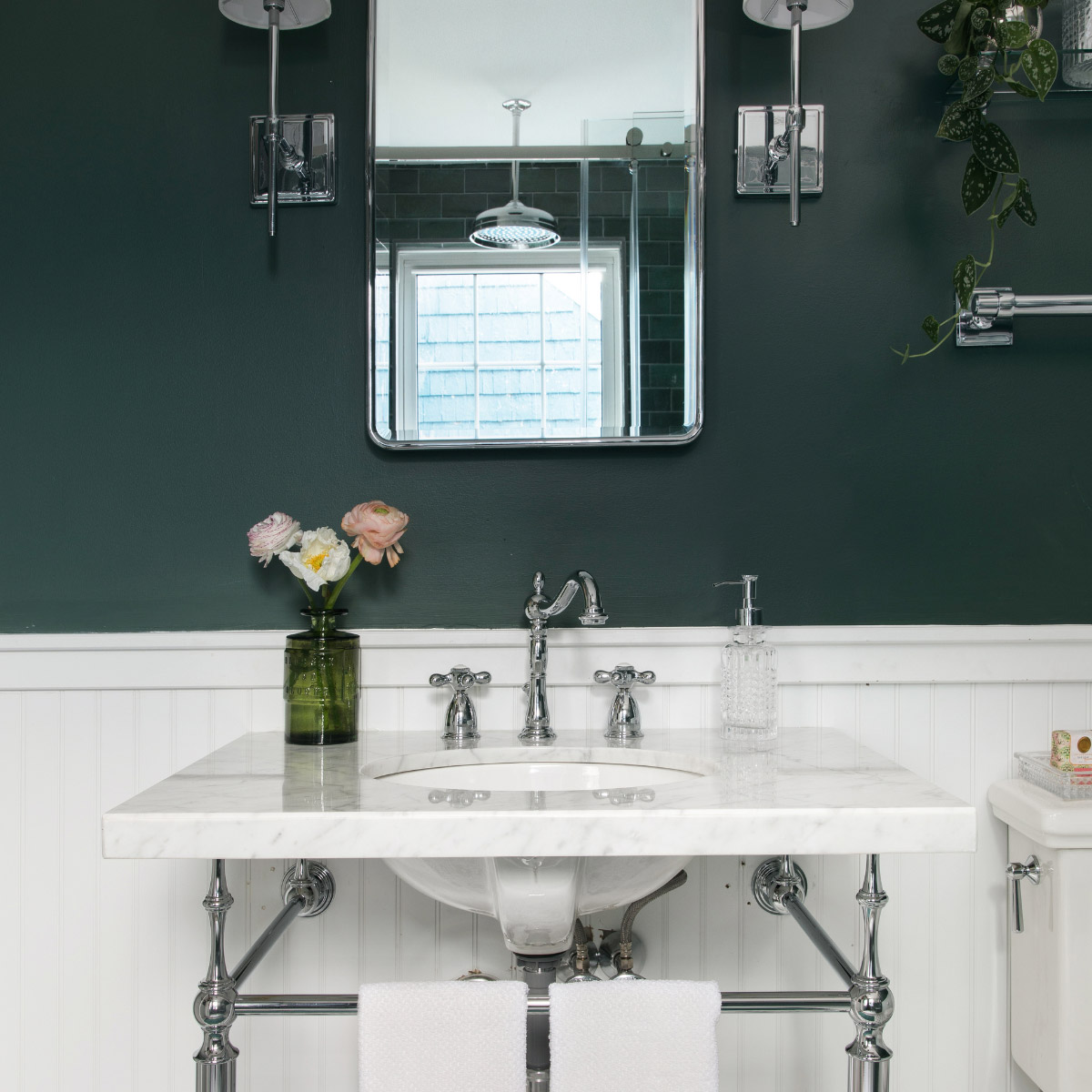 Enlarge Product Preview 2 Successfully Enriched by automation Job.