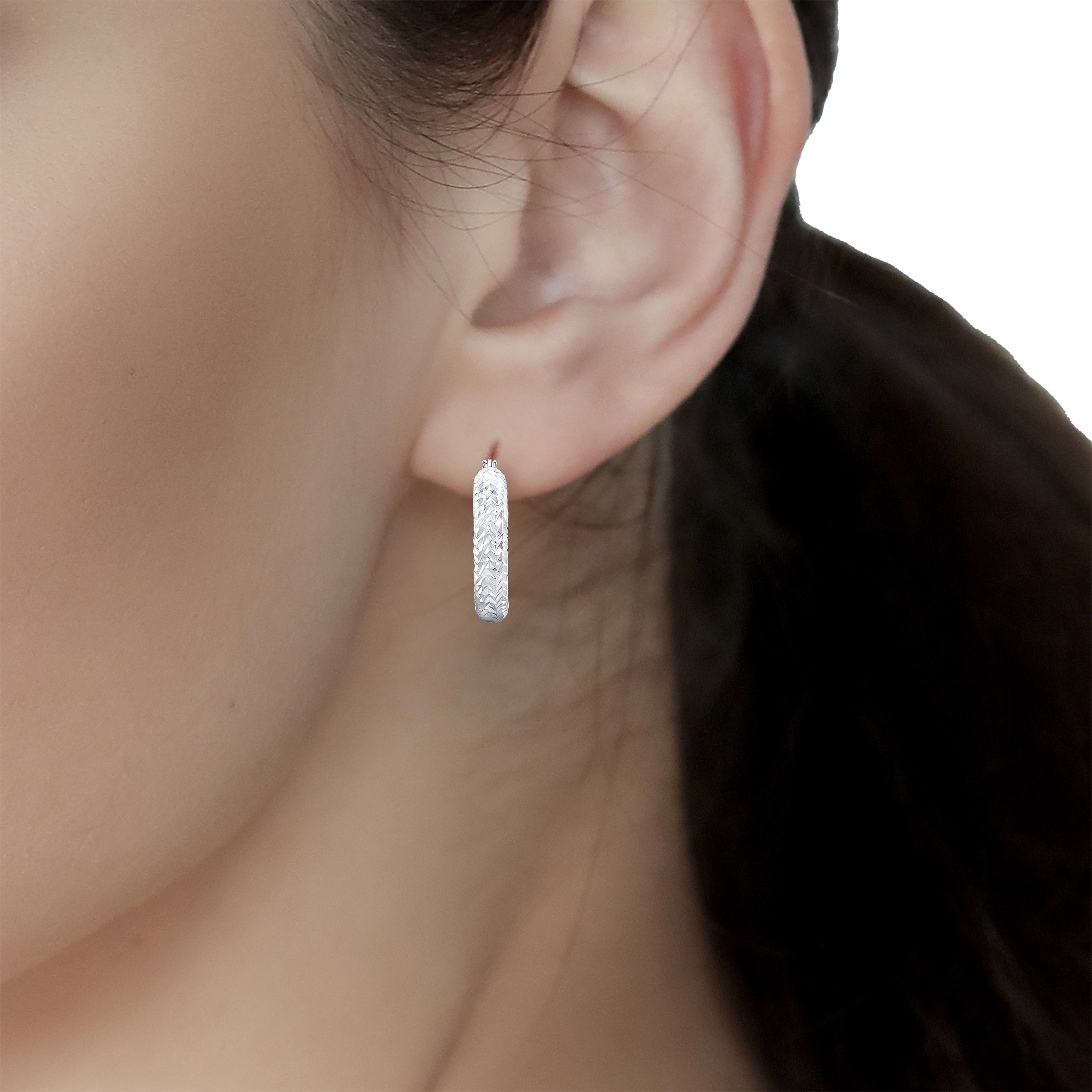 Enlarge Product Preview 3 Successfully Enriched by automation Job.