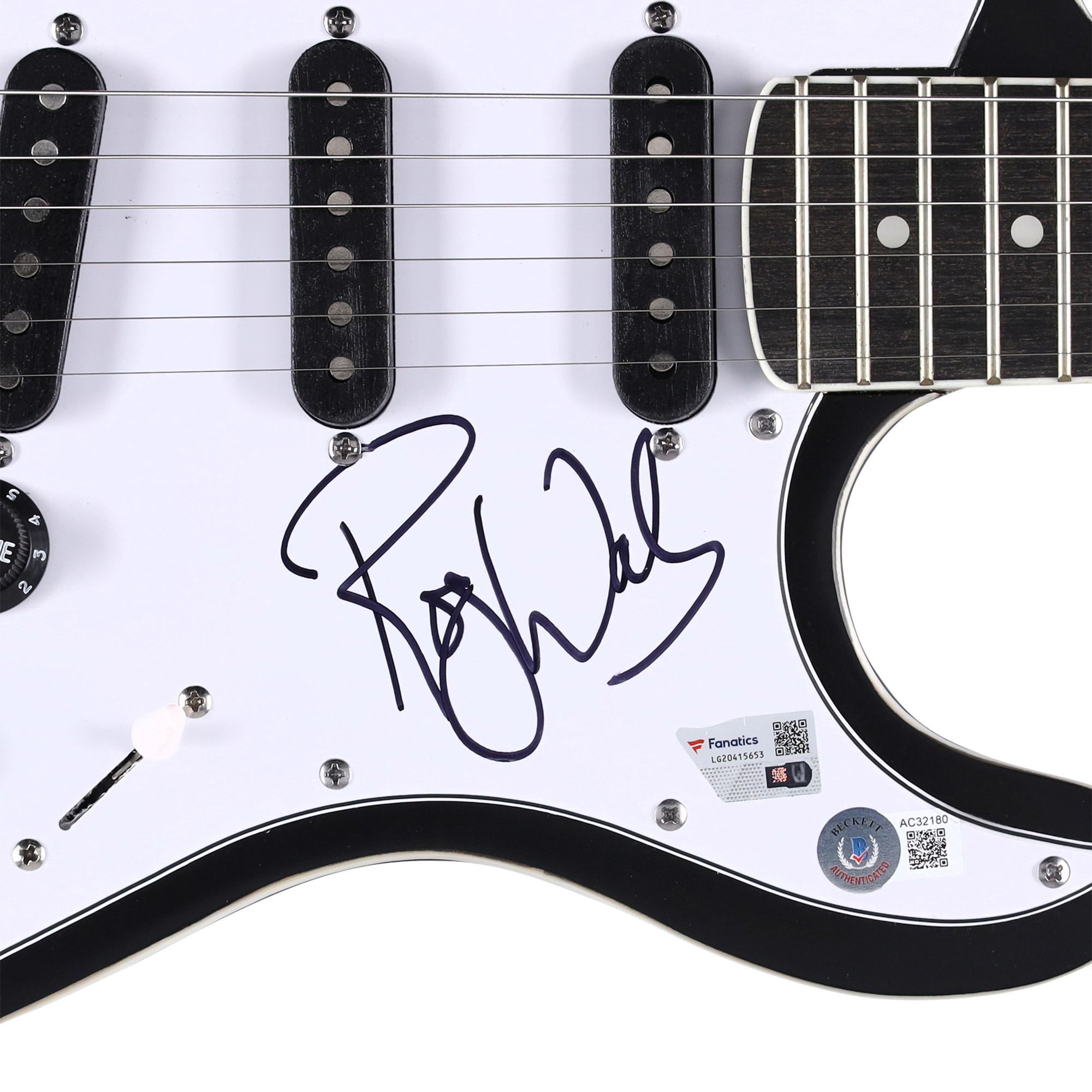 Enlarge Product Preview 2 Successfully Enriched by automation Job.