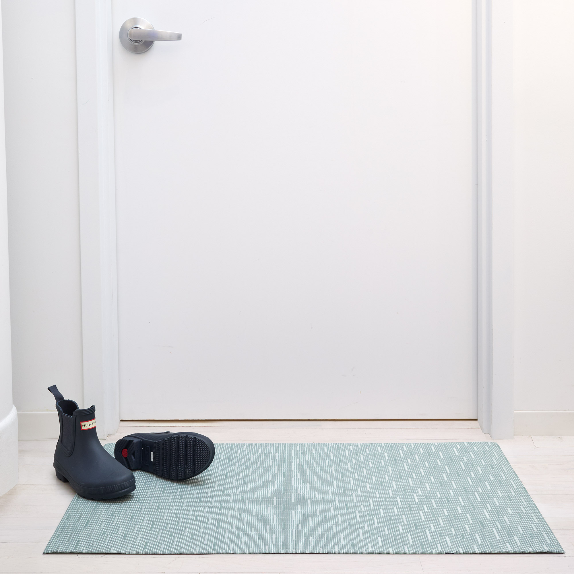 Chilewich Indoor/Outdoor Woven Willow Rug  1' 11" x 3"