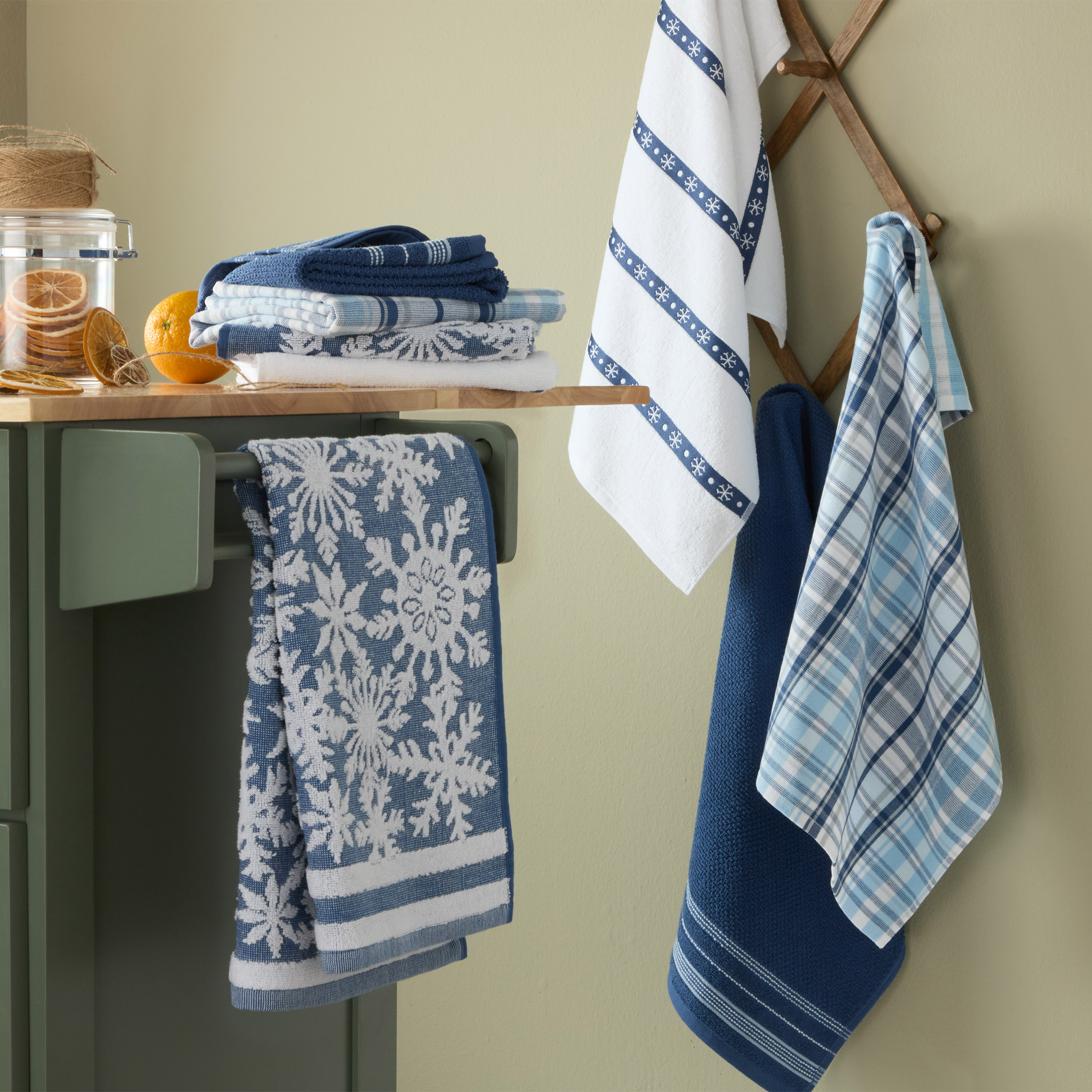 Holiday Kitchen Towel, 8-pack