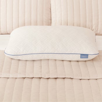 Serenity by Tempur-Pedic Adjustable Memory Foam Shred Bed Serenity by Tempur-Pedic Adjustable Memory Foam Shred Bed