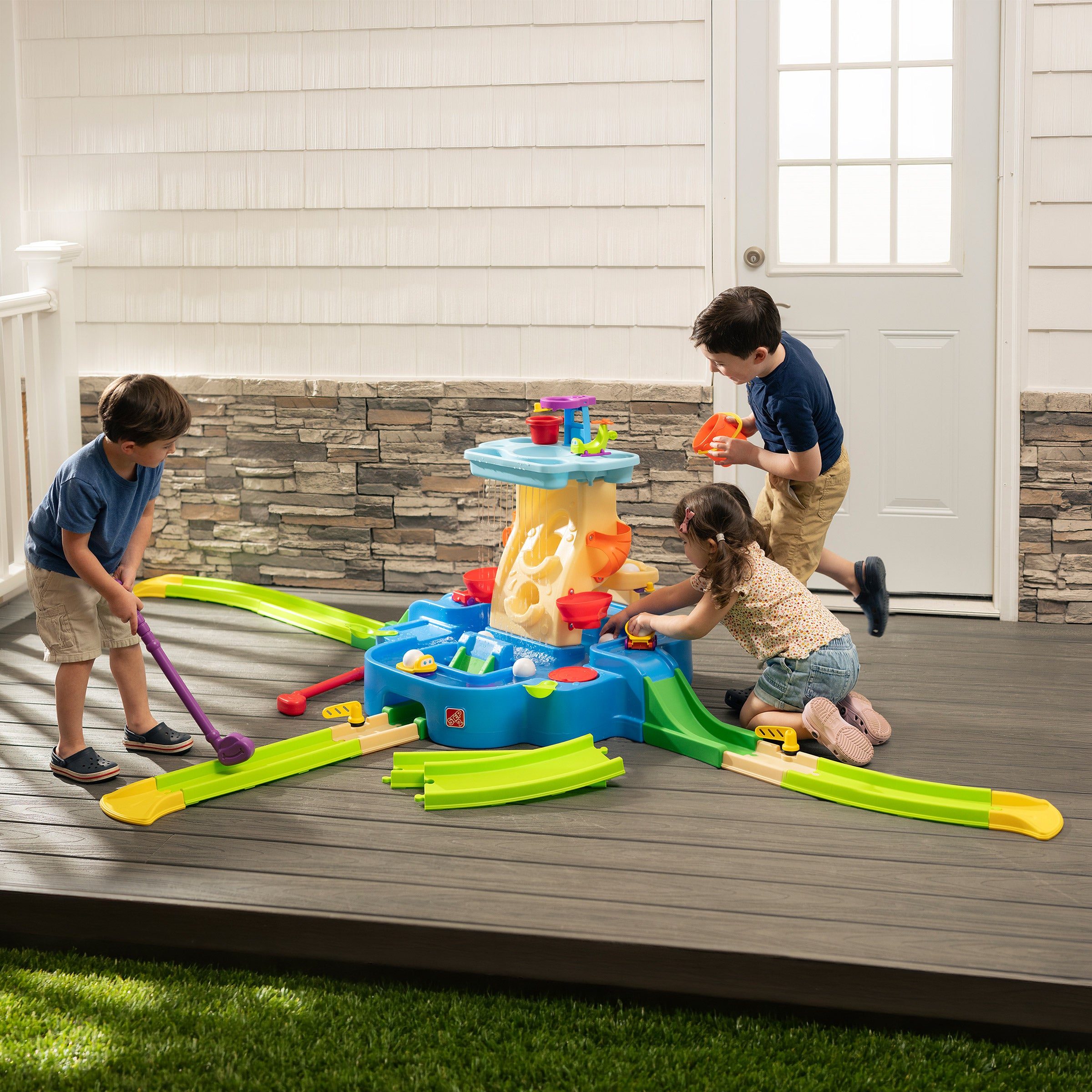 Step2 Putt and Splash Adventure | Costco