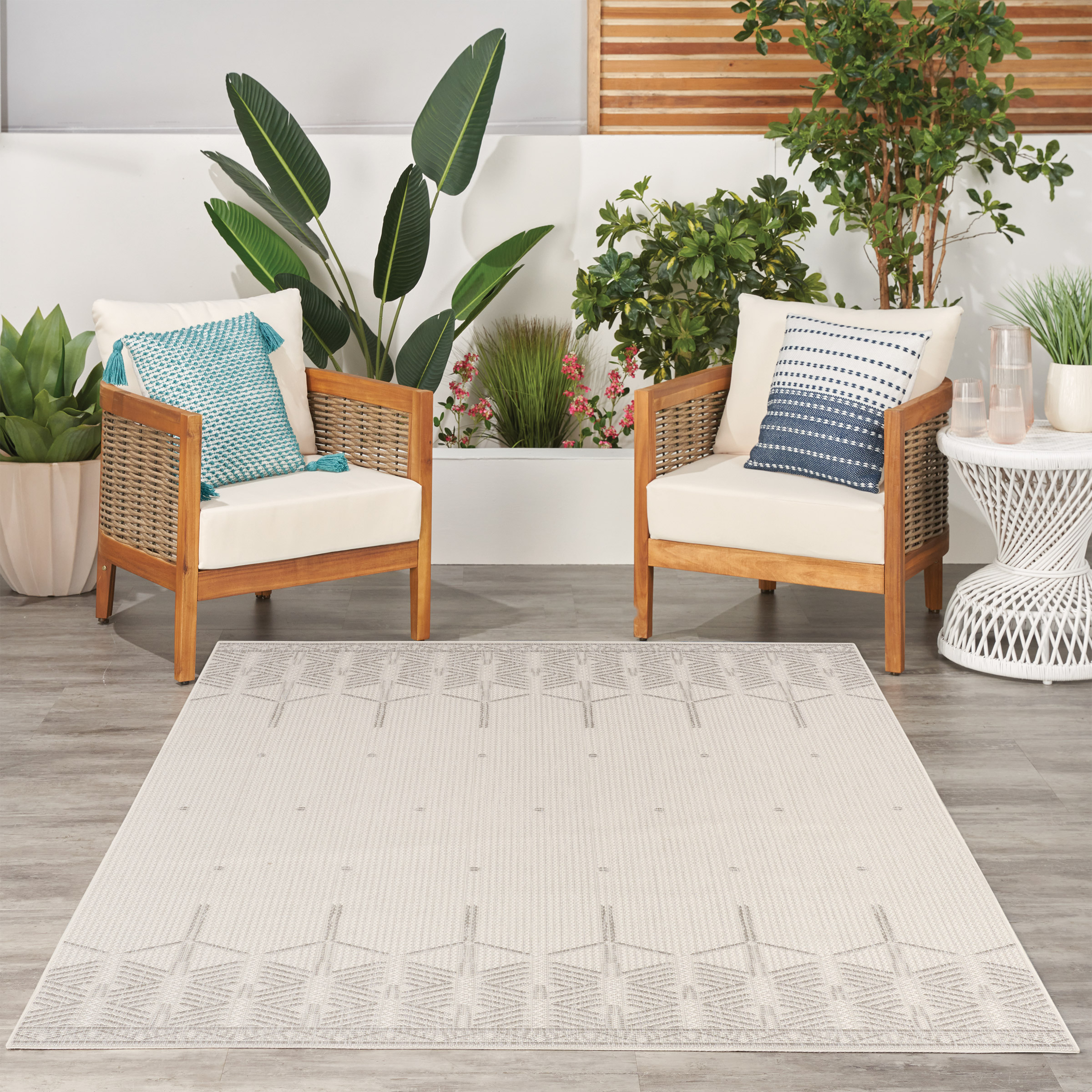 Nourison Garden Spring Indoor/Outdoor Rug Collection  Grove