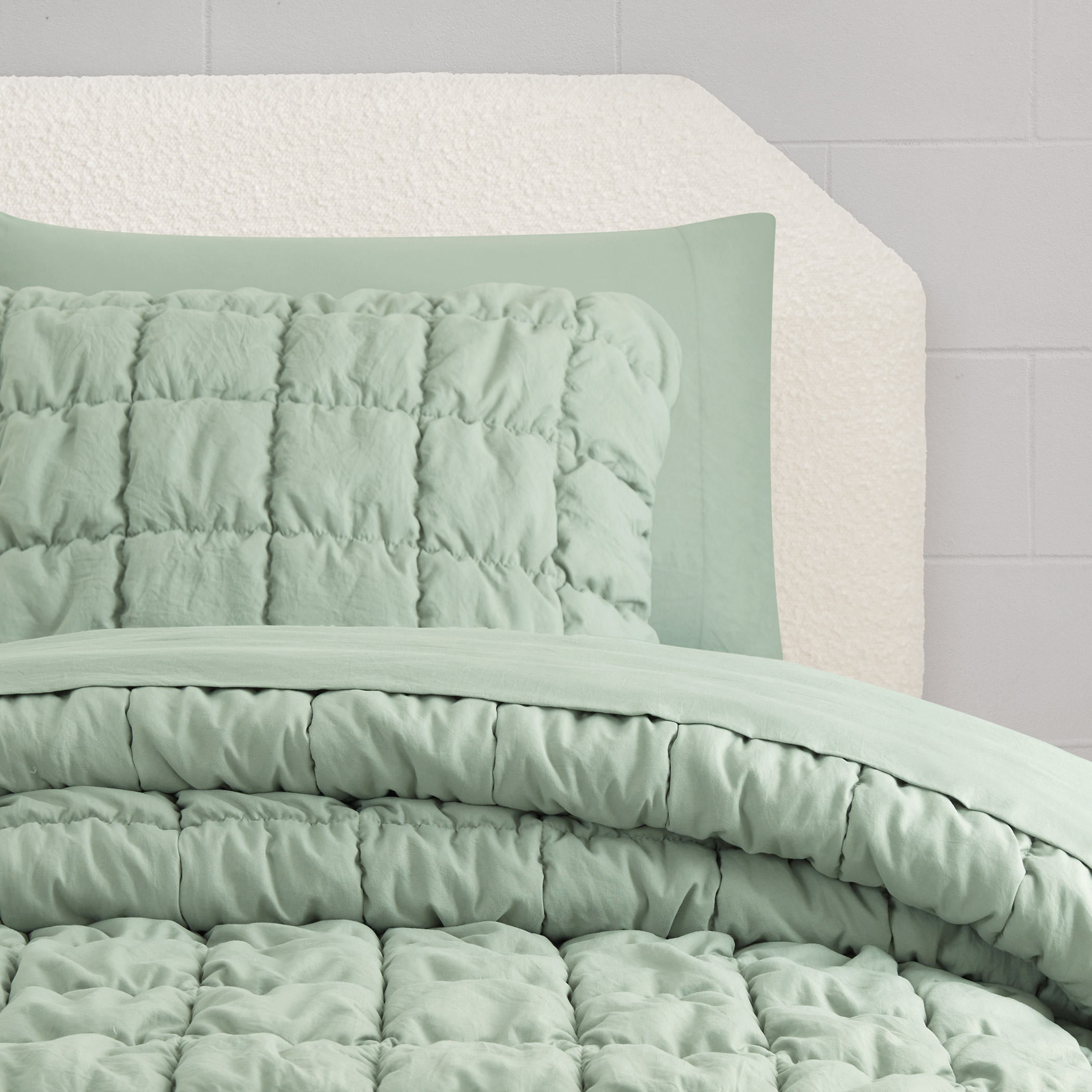 Enlarge Product Preview 3 Successfully Enriched by automation Job.