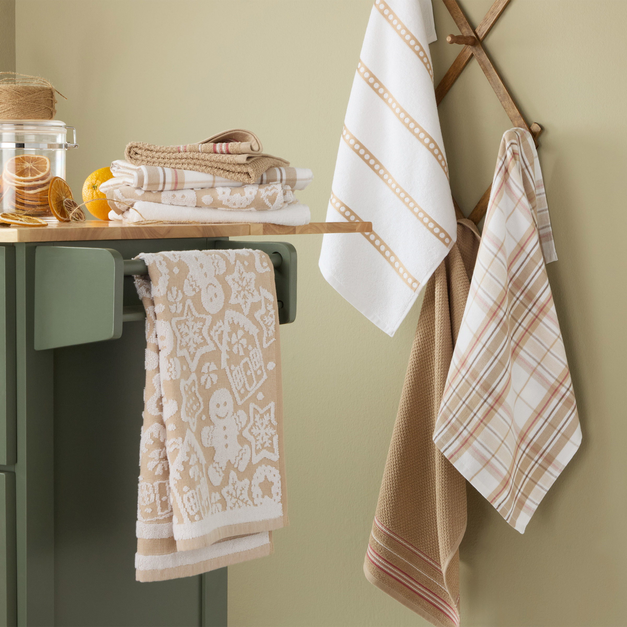 Holiday Kitchen Towel, 8-pack