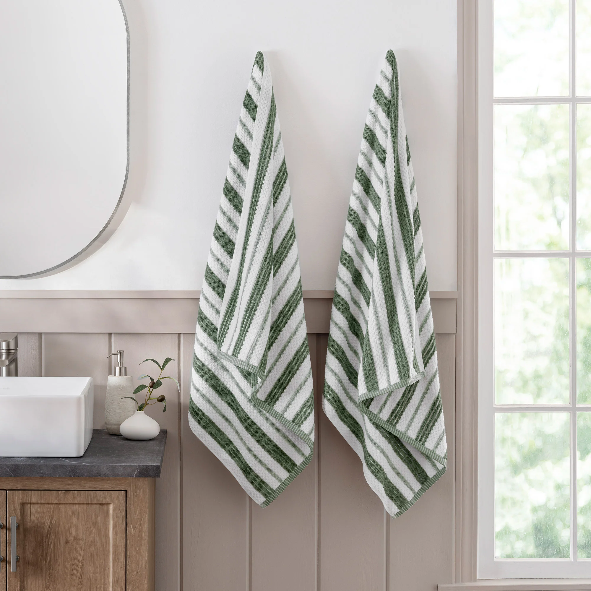Textured Stripe Bath Towels, 2-pack