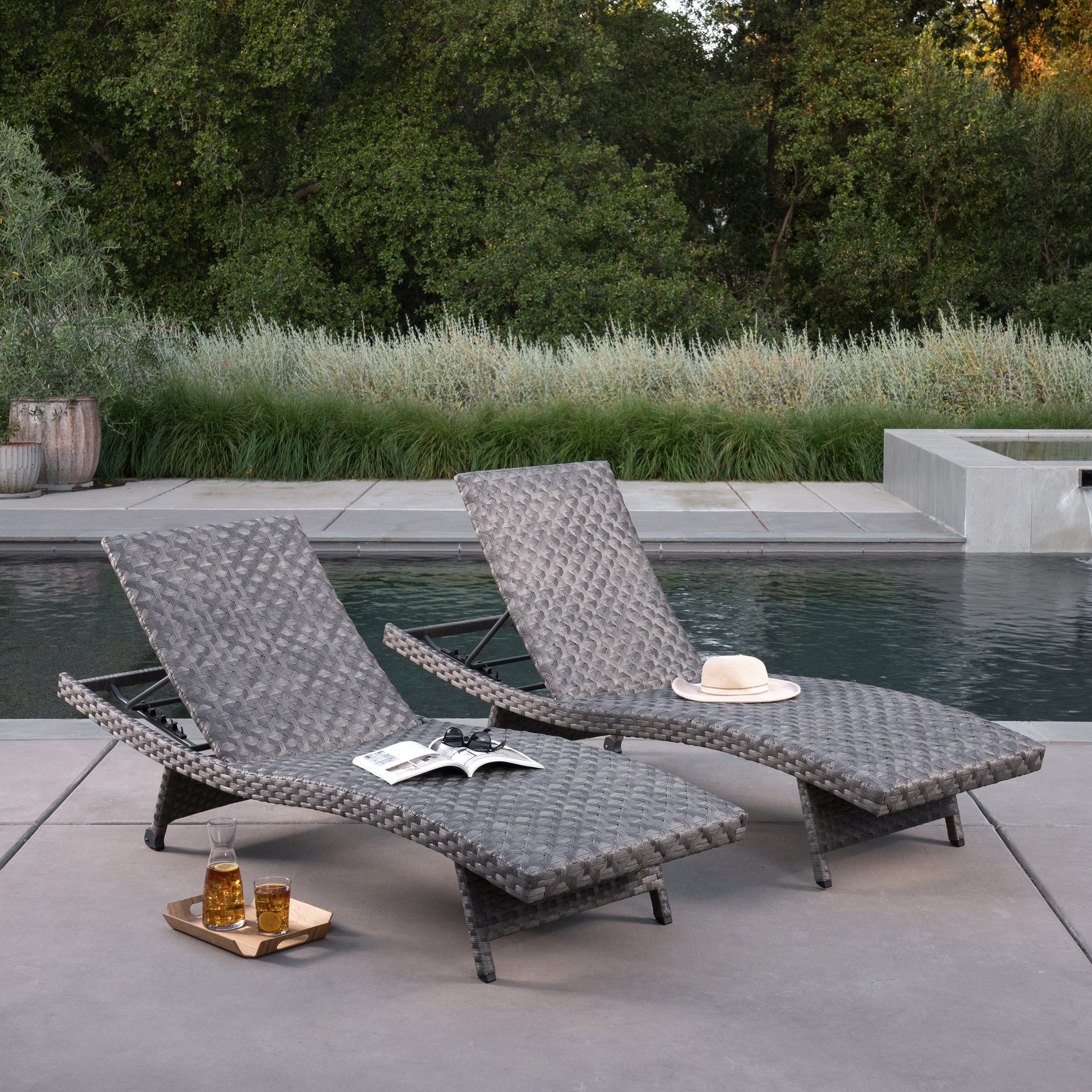 SunVilla Julia Woven Chaise Lounge 2-pack Costco