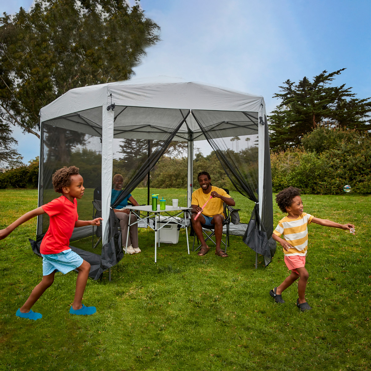 Coleman 12 ft. x 10 ft. Back Home Screenhouse | Costco