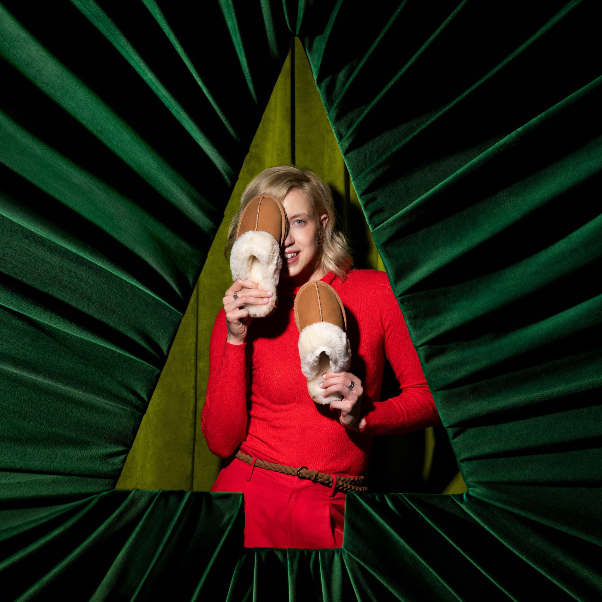 Dearfoams - Costco Next