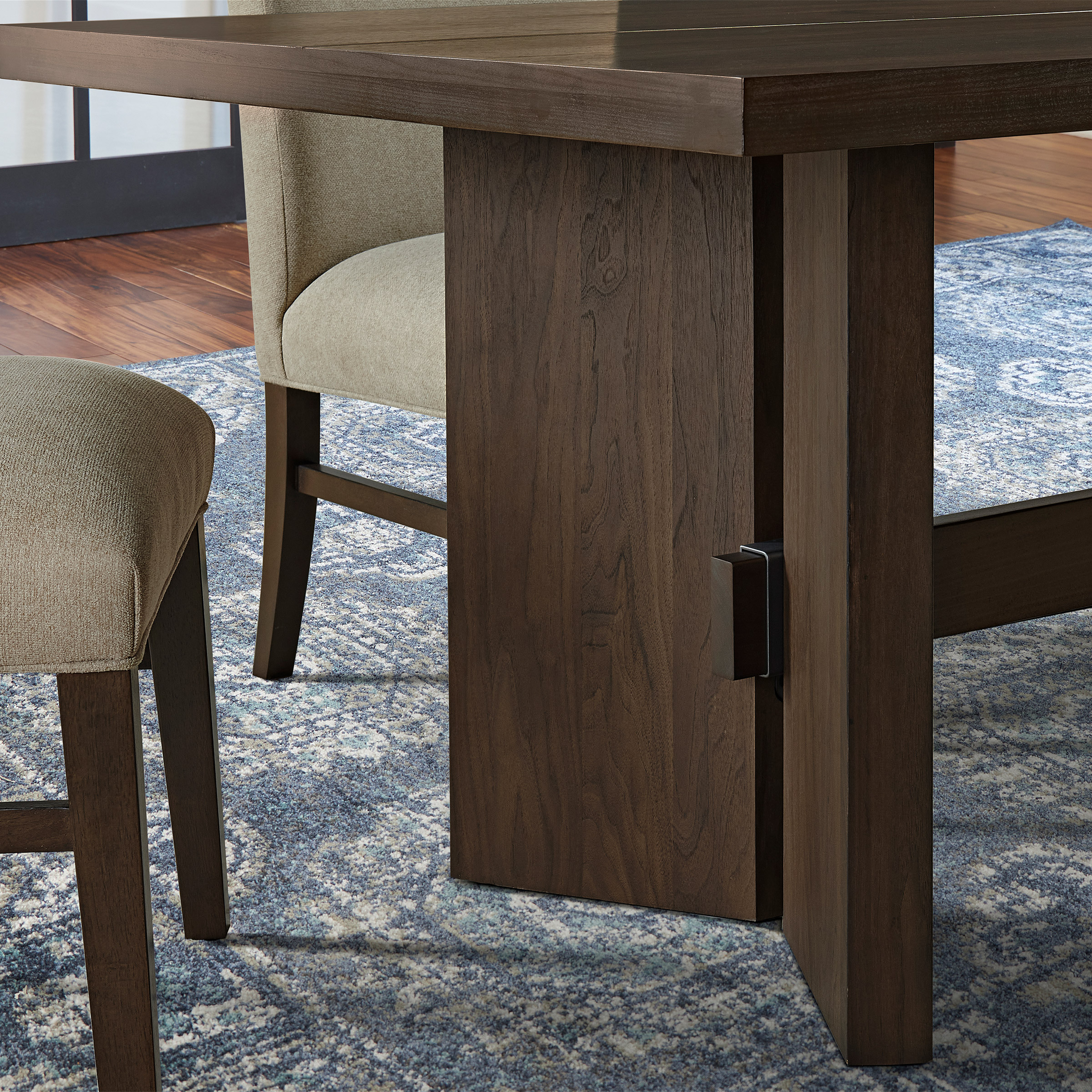 Enlarge Product Preview 2