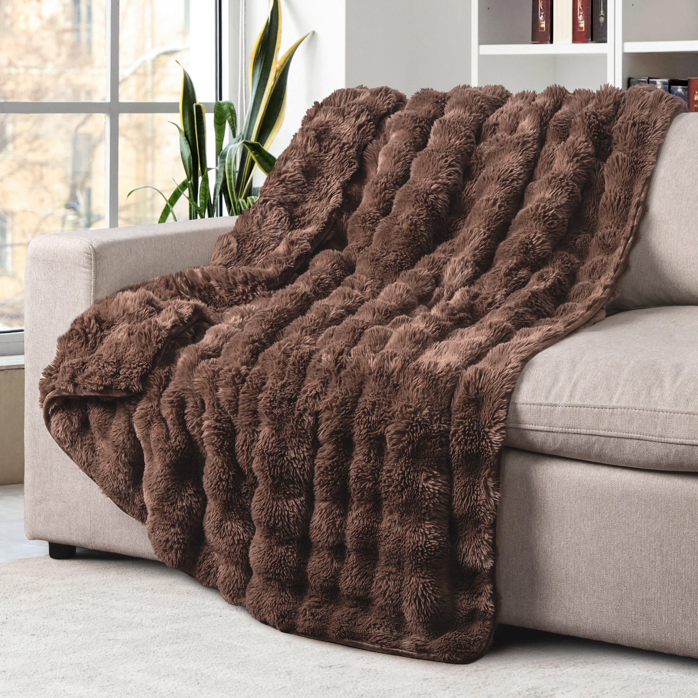 Bubble Faux Fur Throw