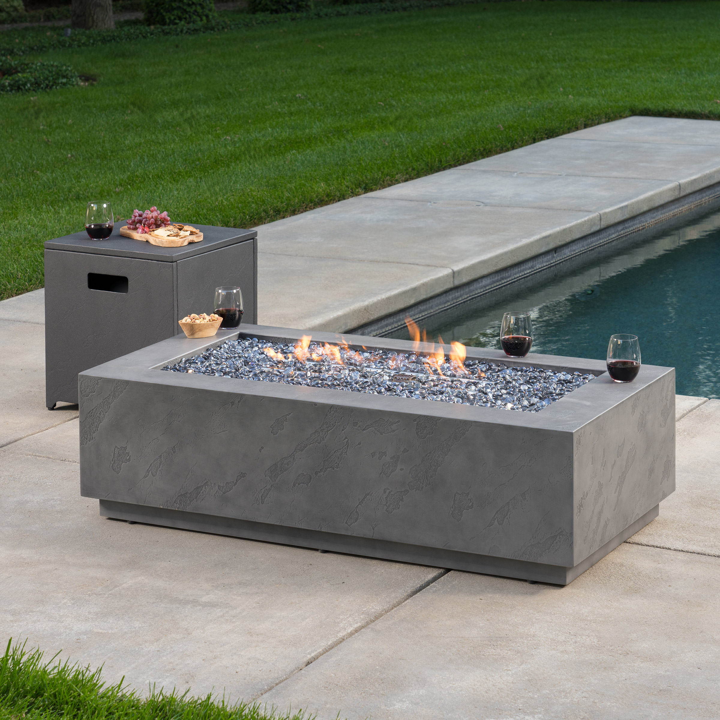 Oliver Fire Pit with Tank Cover