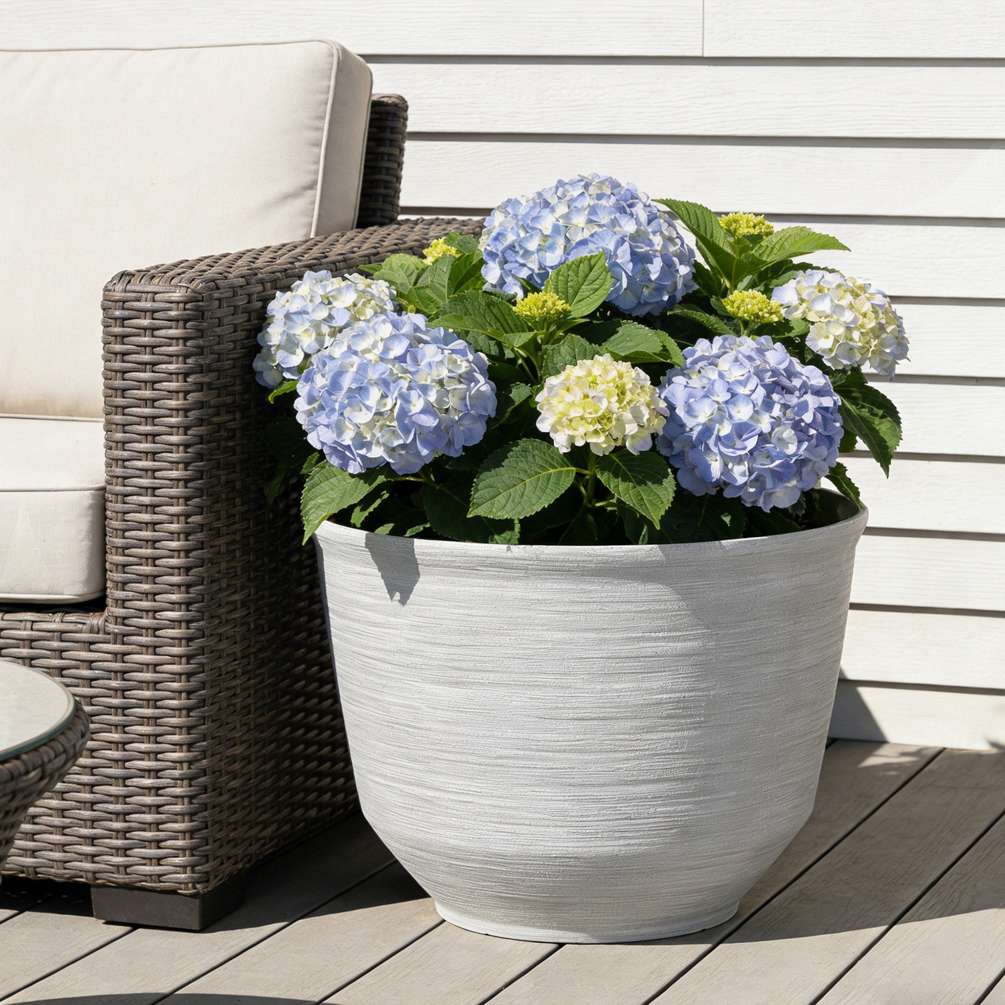 Round Resin Planter 22.1" Diameter | Costco