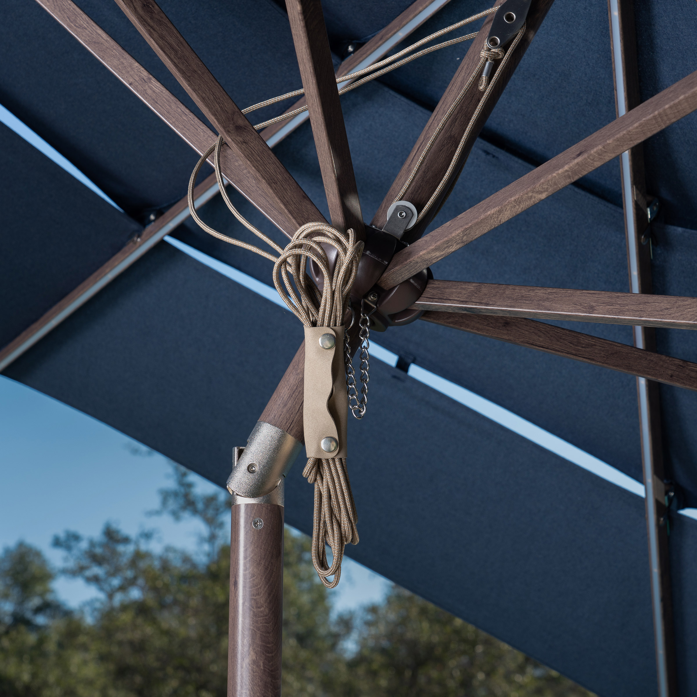 Enlarge Product Preview 4