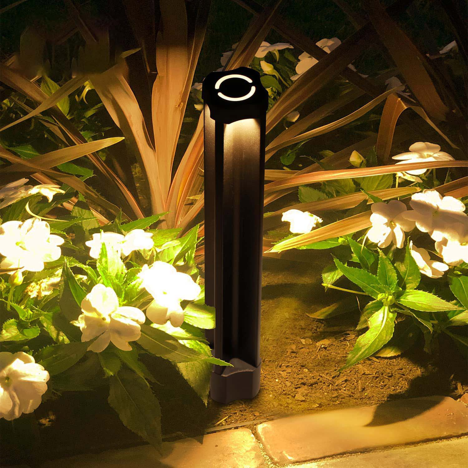 Bazz Luvia Outdoor LED Modern Landscape Kit, 6-pack