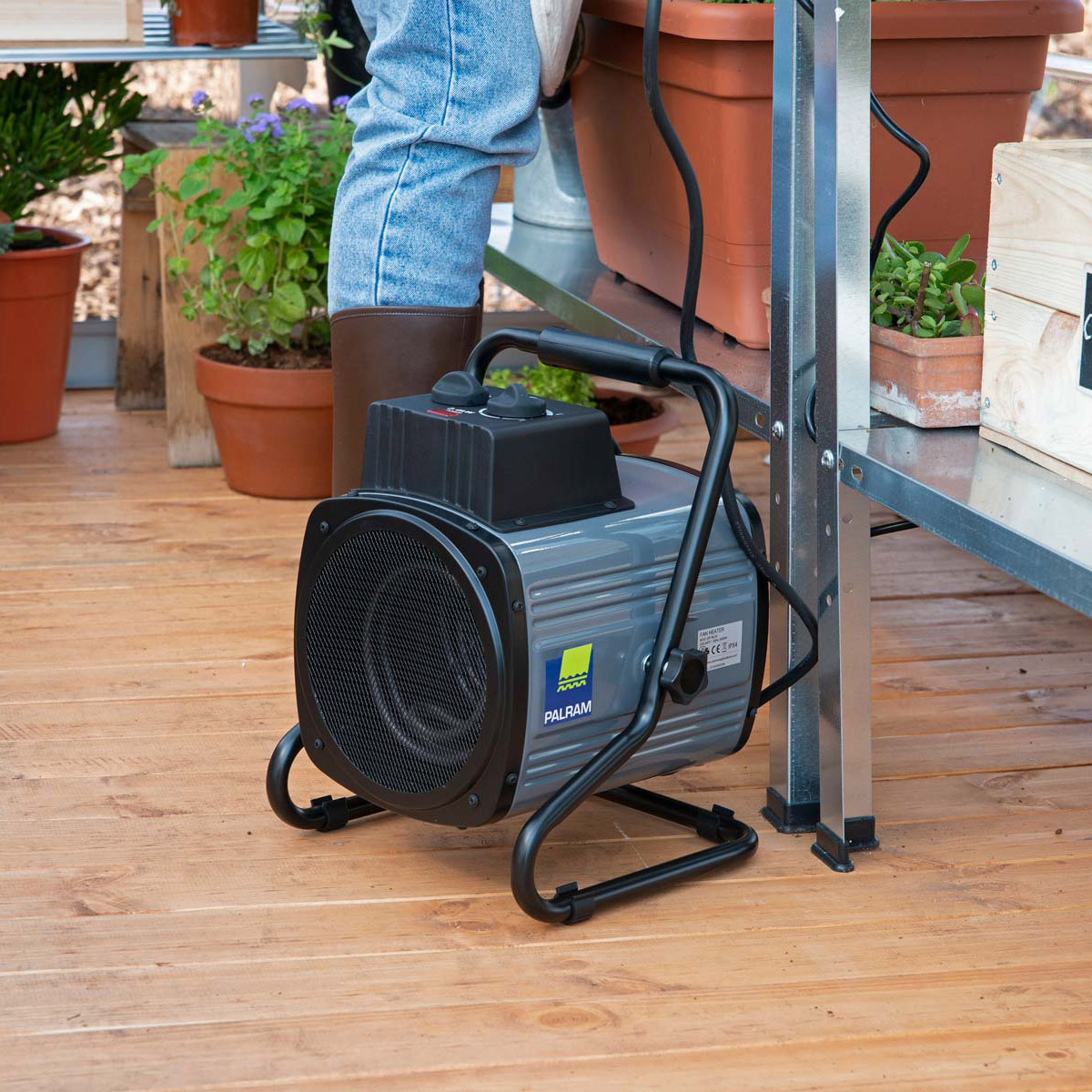 Canopia by Palram Greenhouse 1500 W Portable Splash Resistant Fan