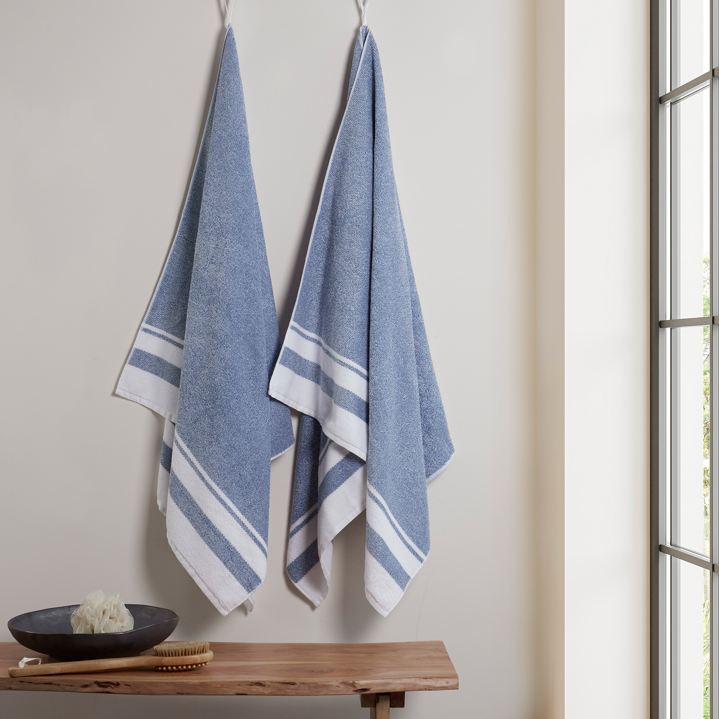 Enlarge Product Preview 2 Successfully Enriched by automation Job.