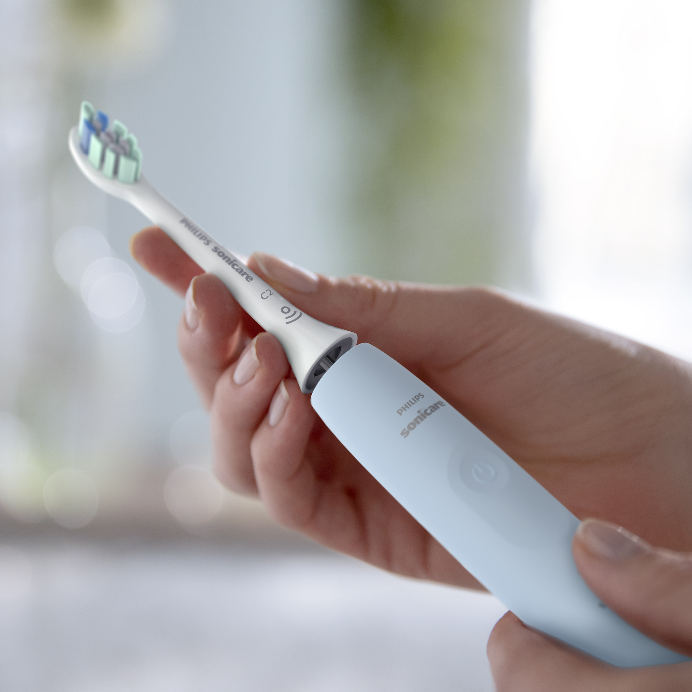 Philips Sonicare Confident Clean with UV Sanitizing Travel Case