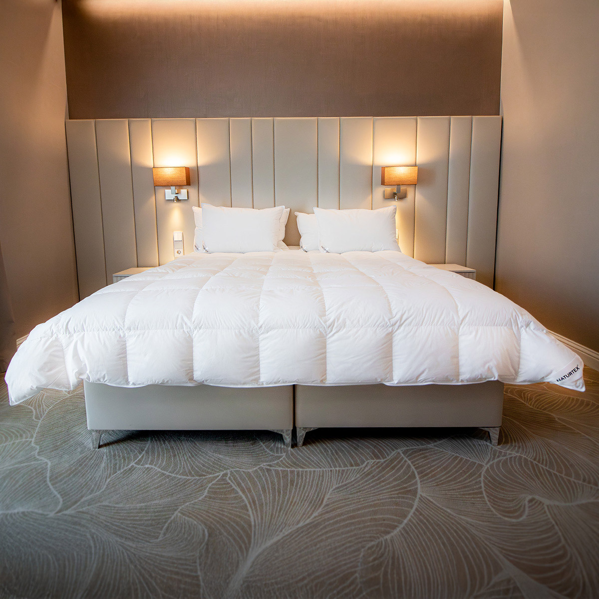 Naturtex Hotel Luxe Hungarian Goose Down Comforter