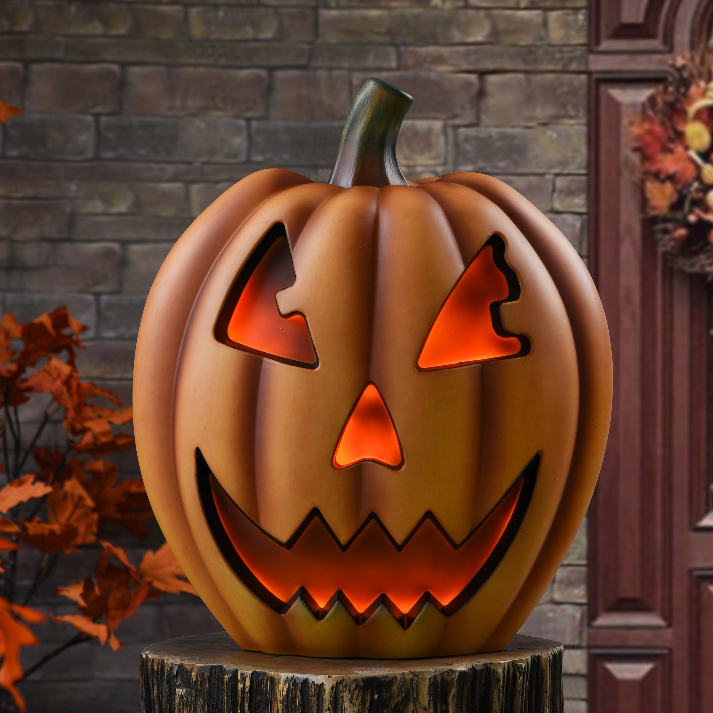 Halloween Pumpkin with Flickering Flame Effect and Sound