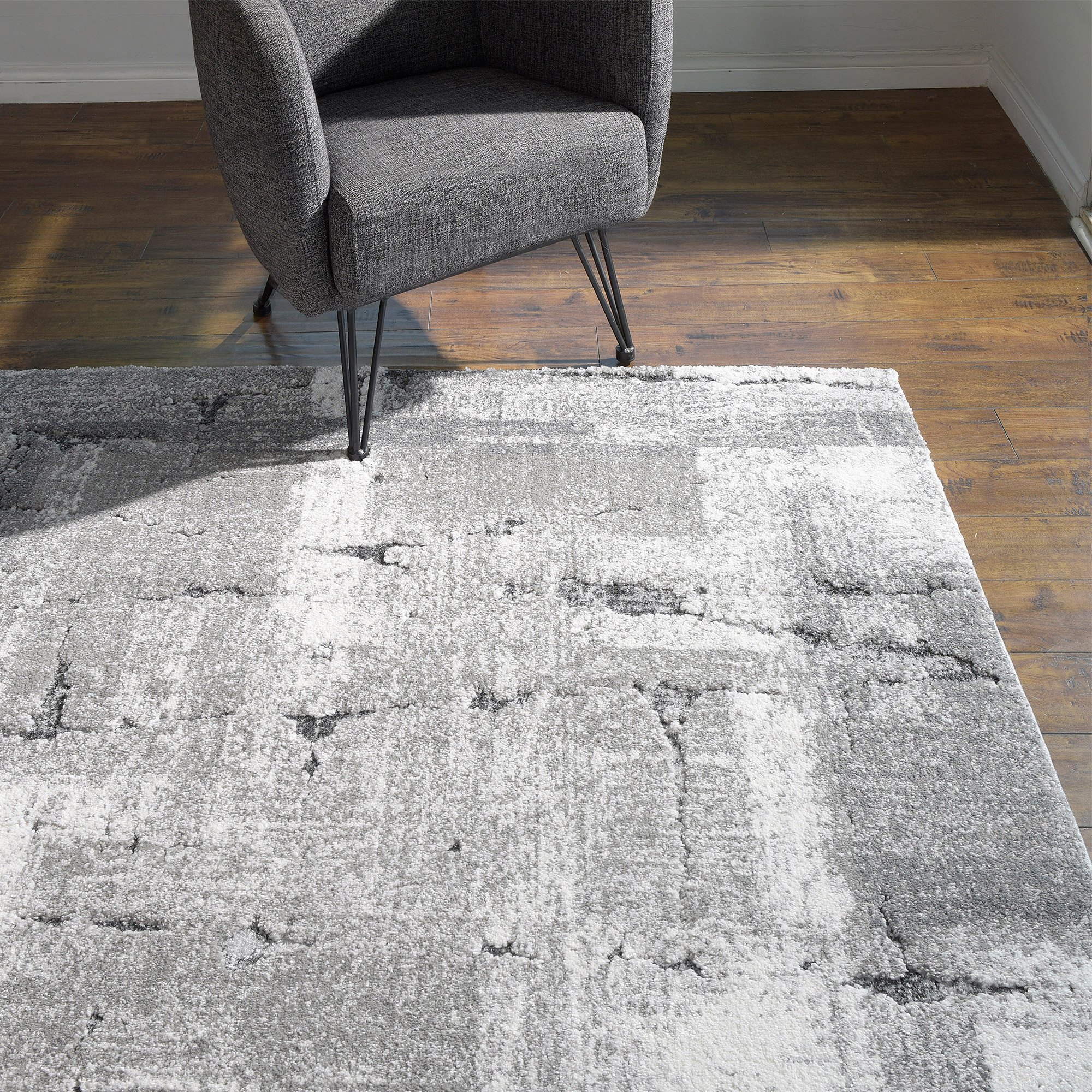 Enlarge Product Preview 2