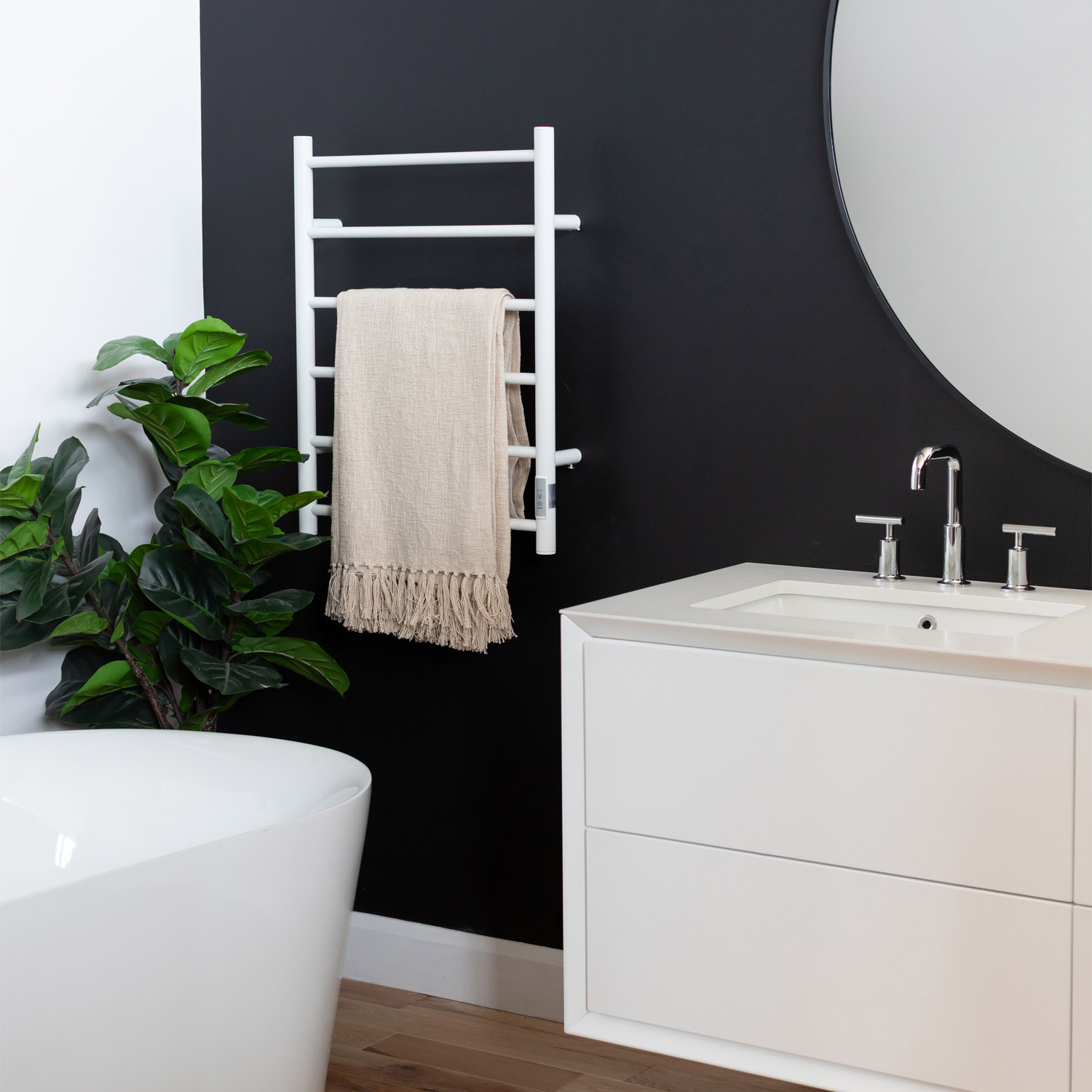 AGUA Canada Georgia 6 Bar Towel Warmer