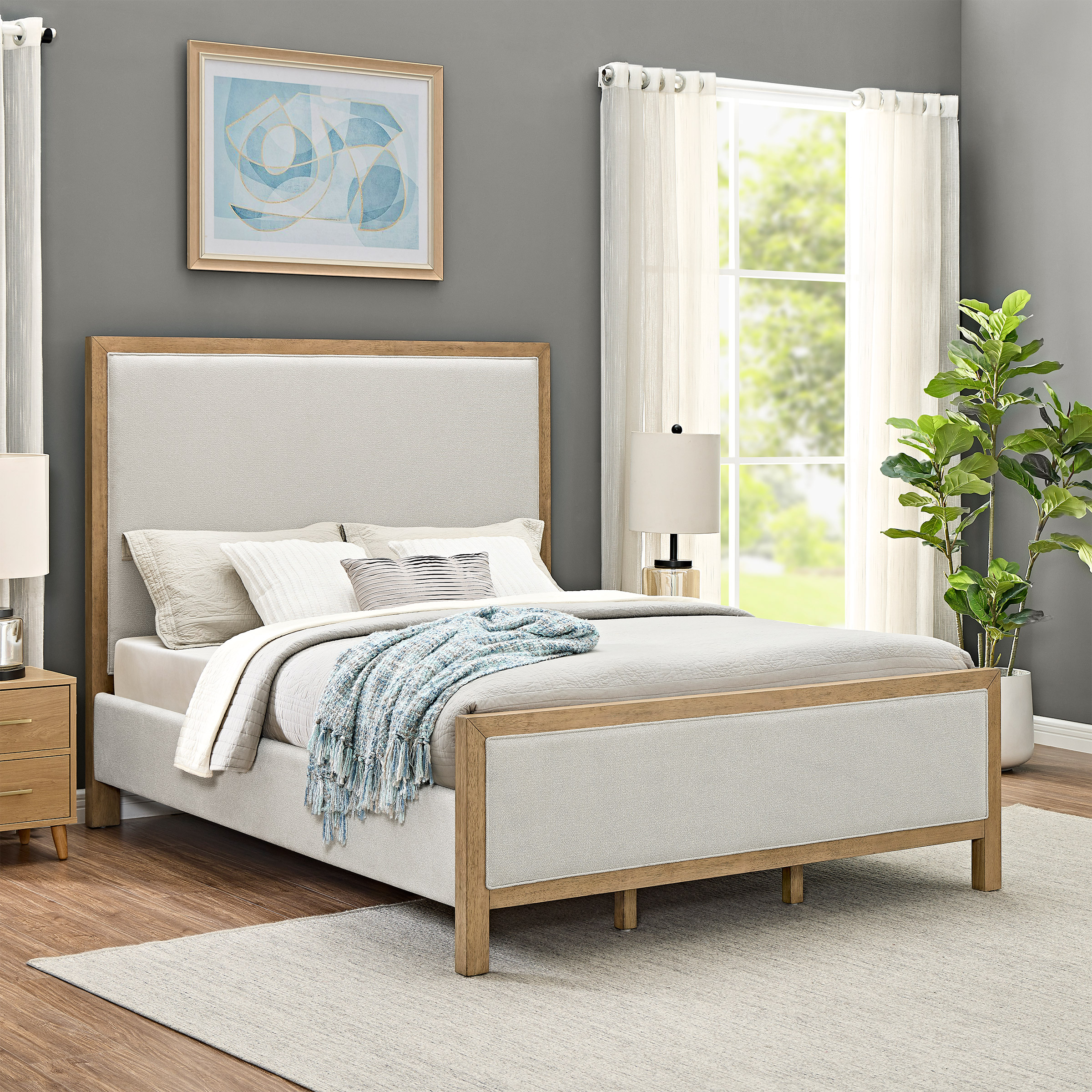 Henredon Upholstered Queen Bed 