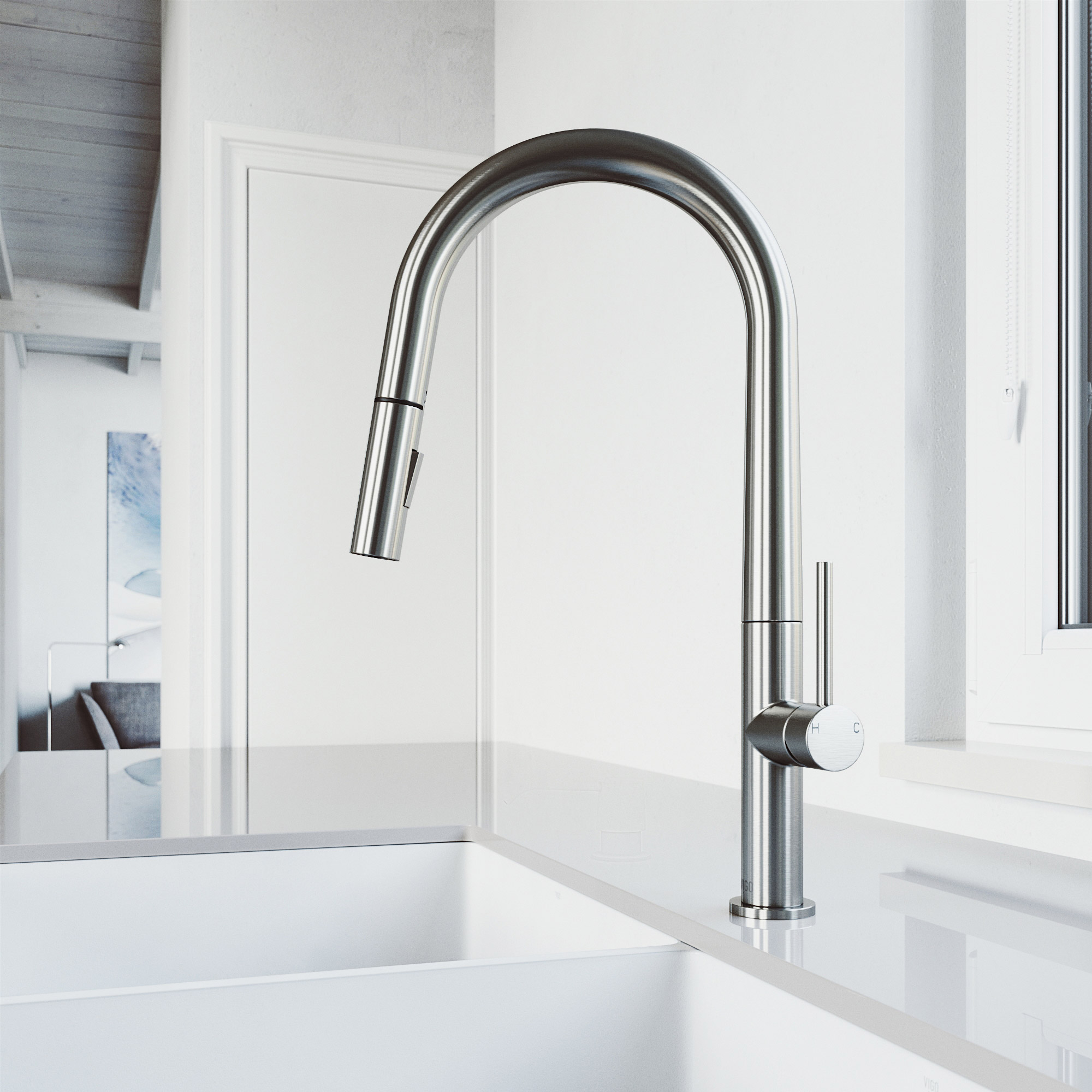 VIGO Greenwich Pull-down Kitchen Faucet