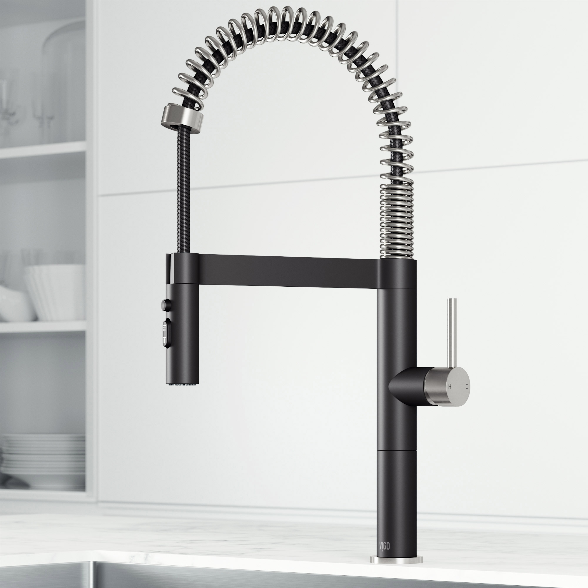 VIGO Edison Pro 20 in. Single handle Pull-Down Kitchen Faucet