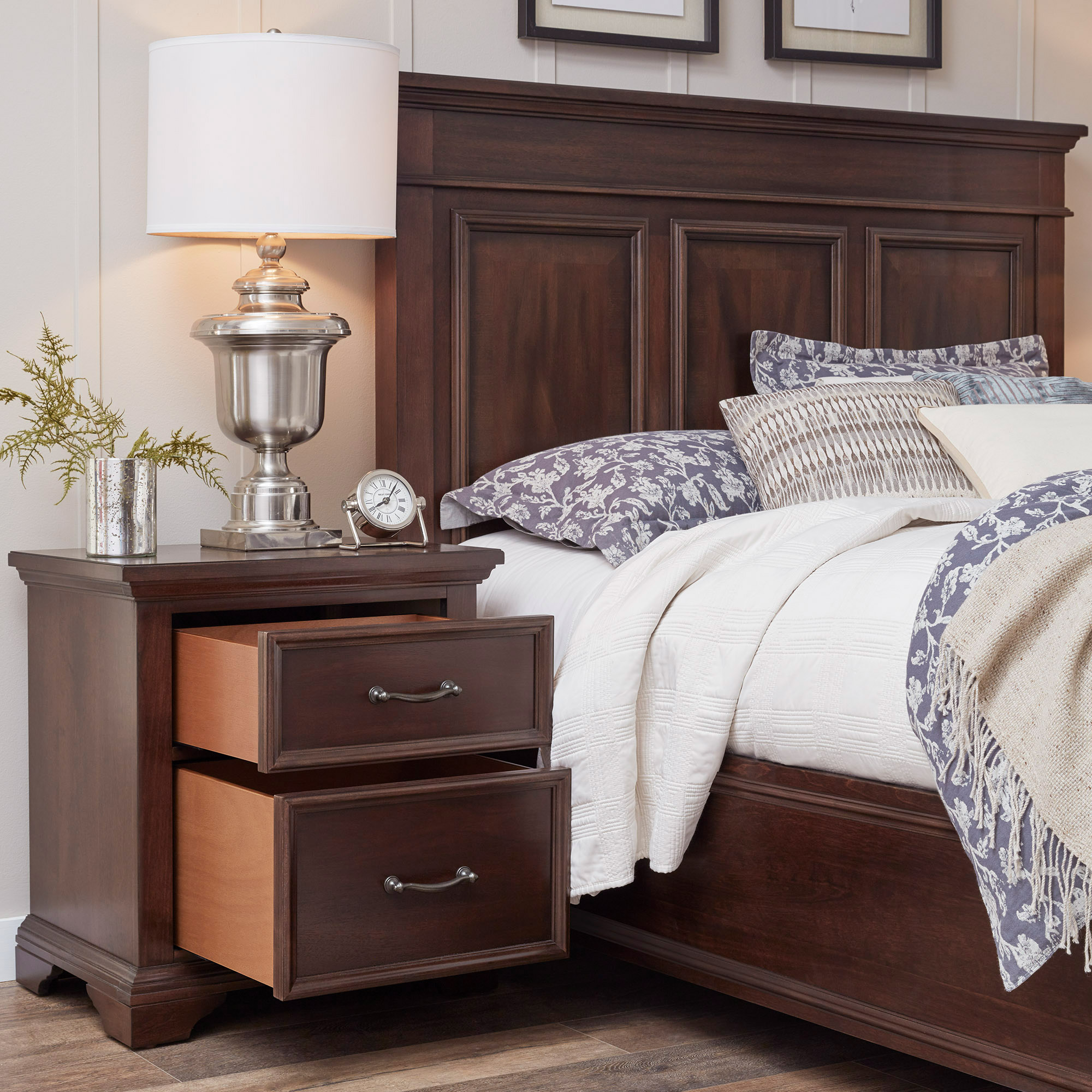 Enlarge Product Preview 2