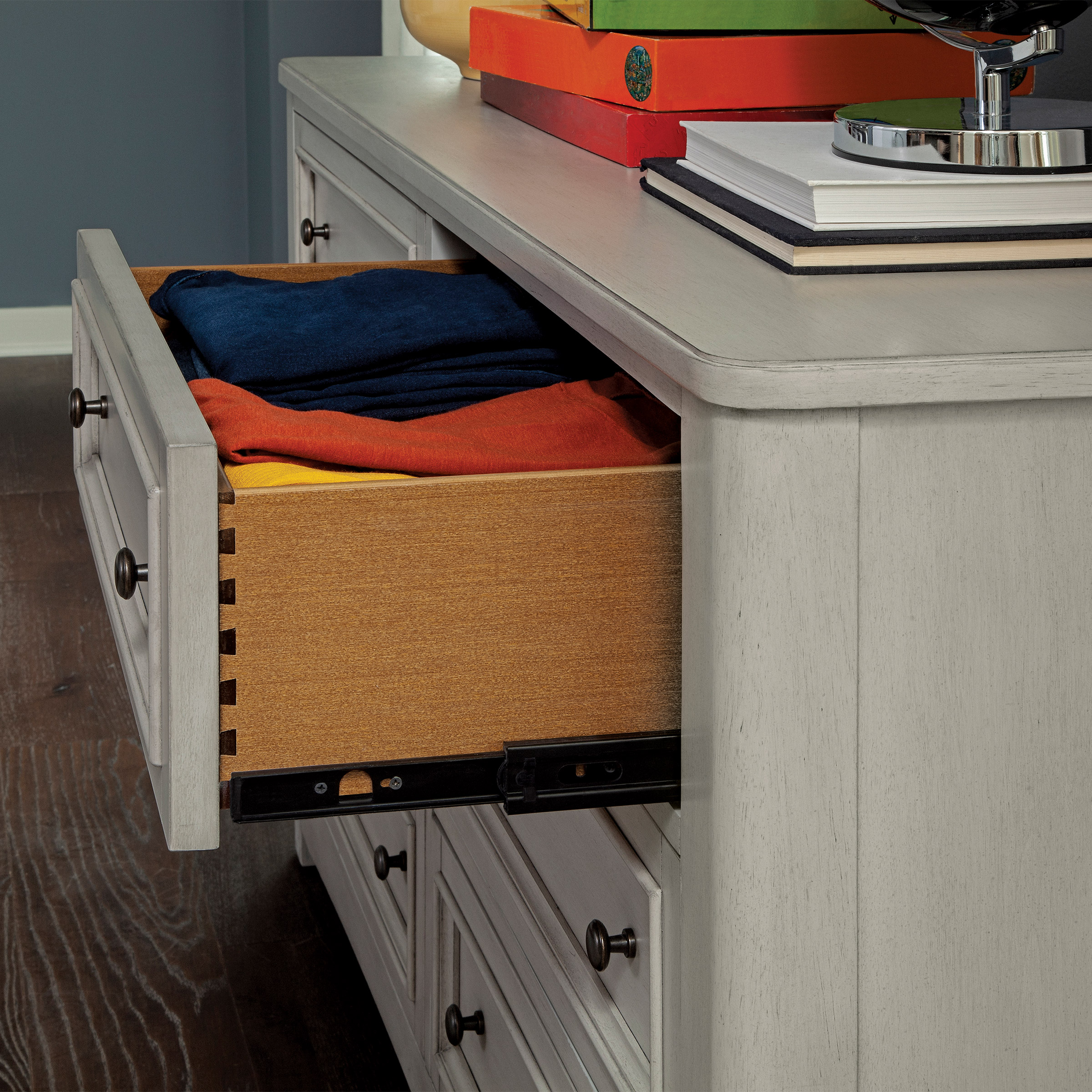 Enlarge Product Preview 3