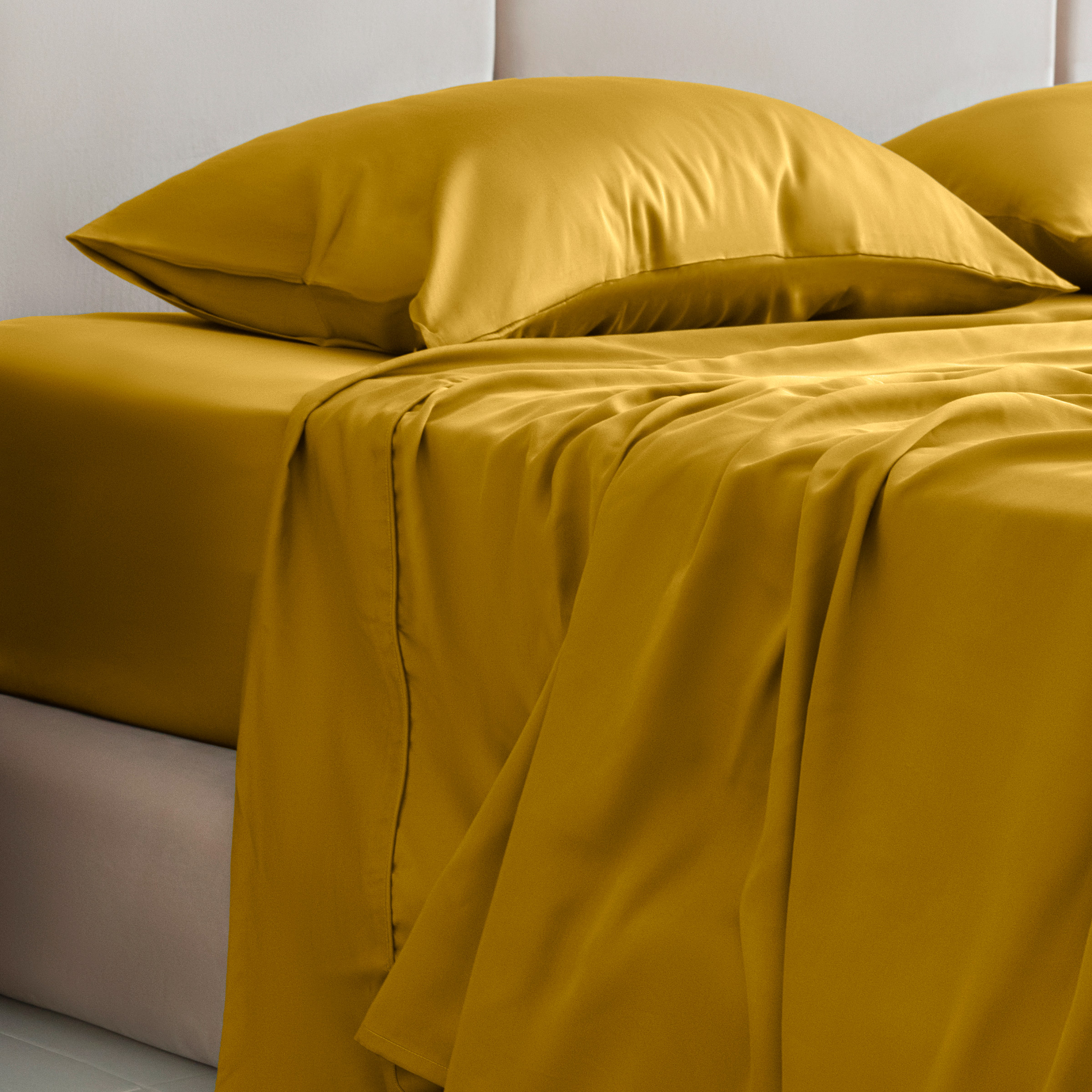 Ettitude Signature Sateen 4-piece Sheet Set