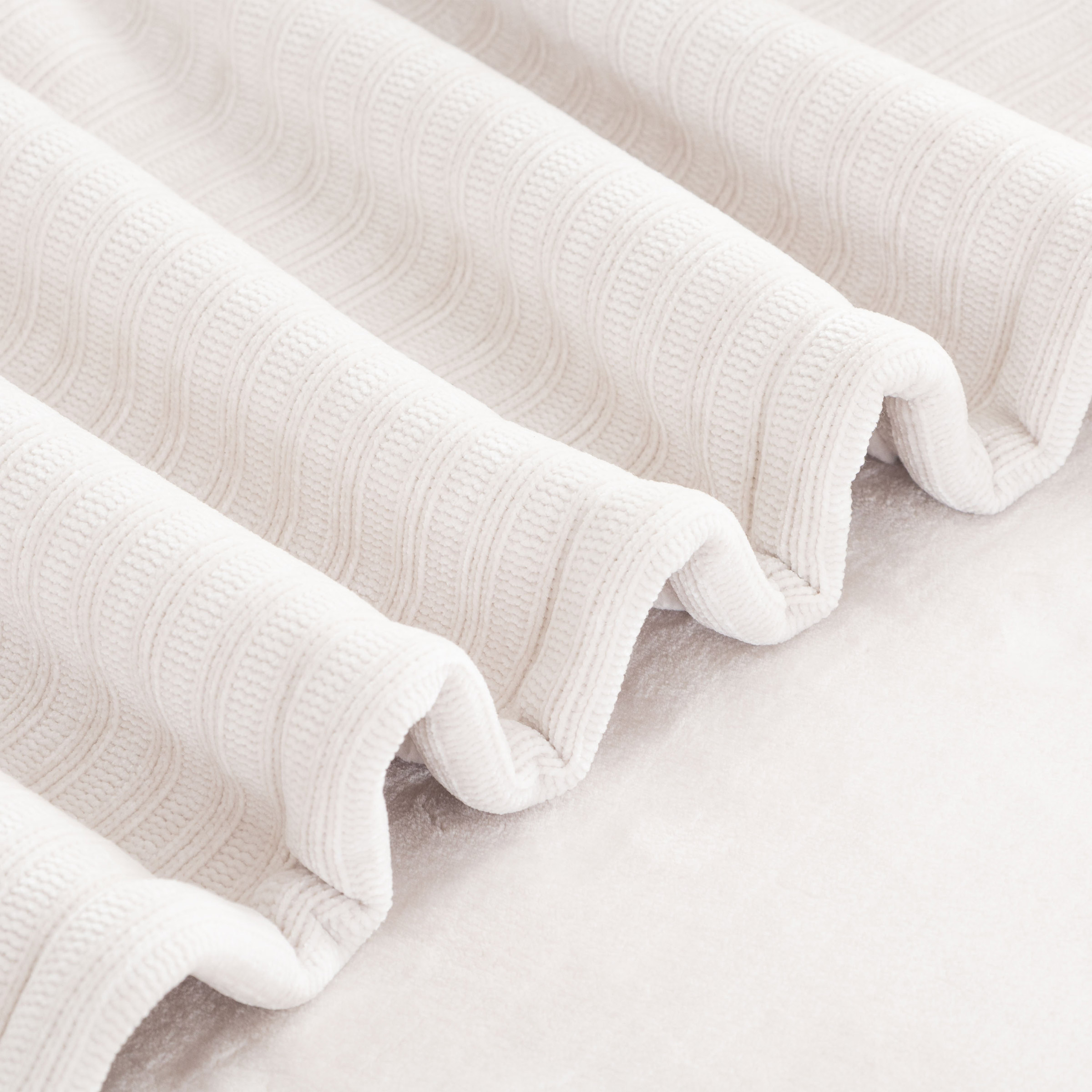 Enlarge Product Preview 3 Successfully Enriched by automation Job.