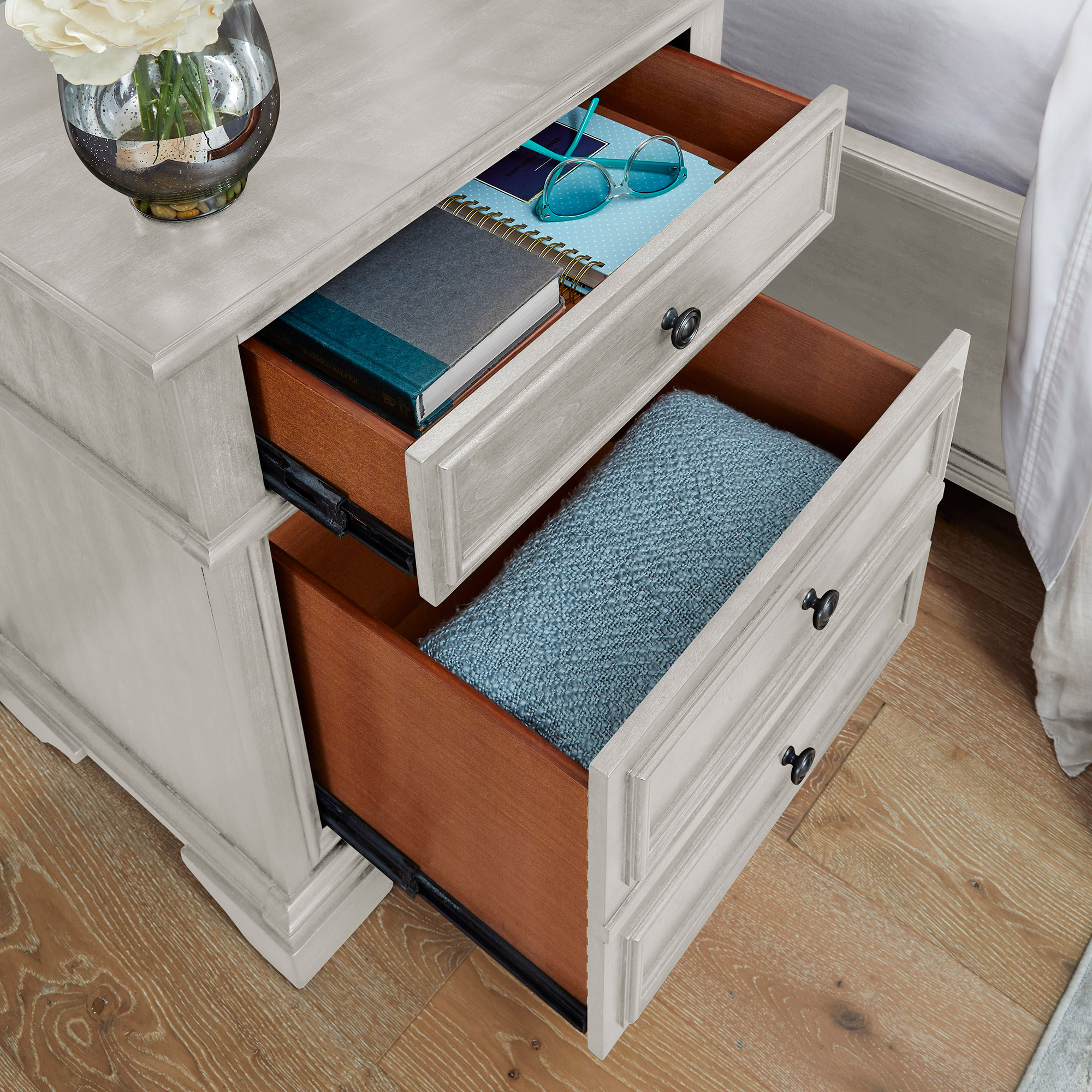 Enlarge Product Preview 4