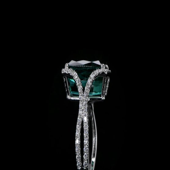 Play Product Video 1