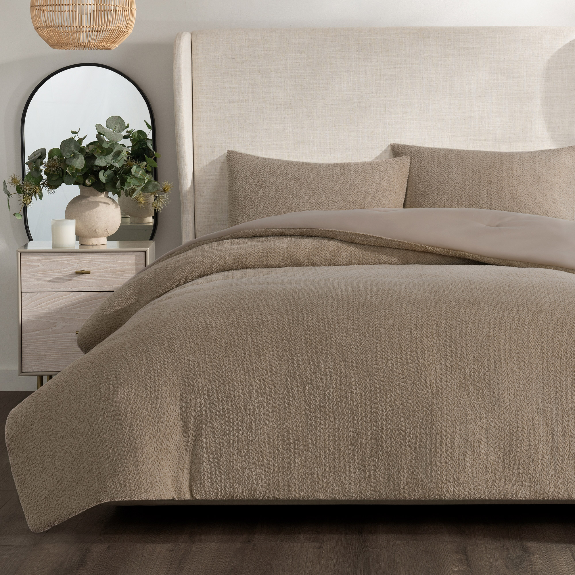 Enlarge Product Preview 2 Successfully Enriched by automation Job.